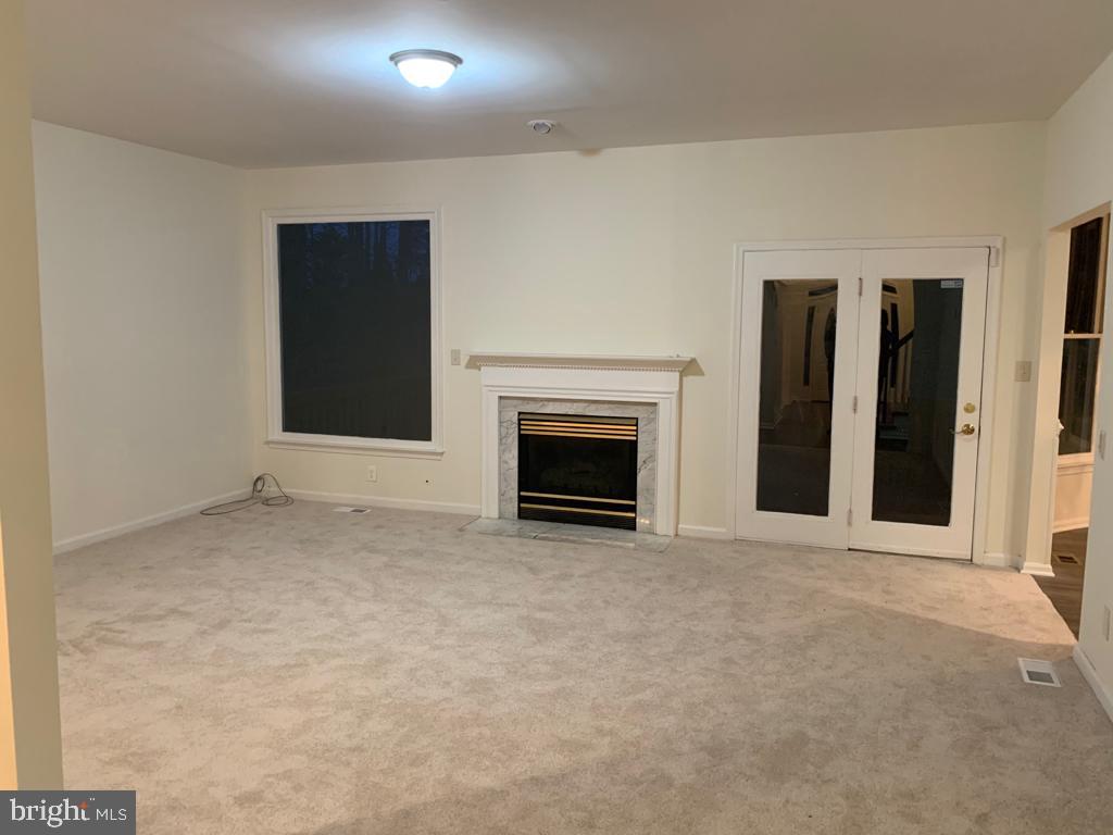 COLECHESTER VILLAGE - Residential