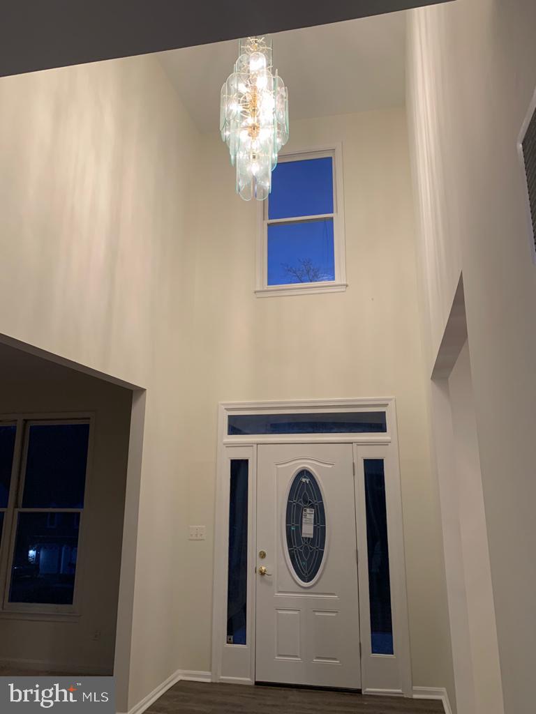 COLECHESTER VILLAGE - Residential