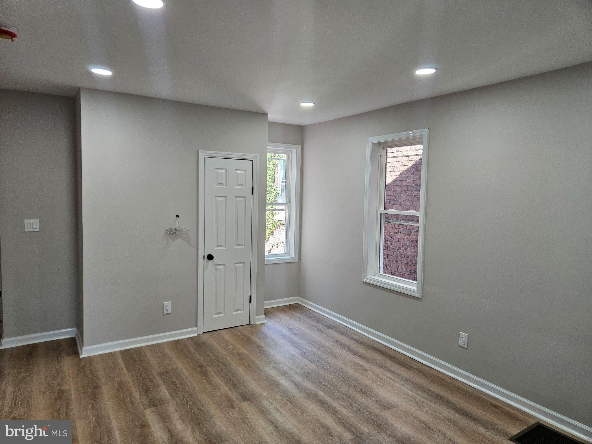 327 RUTHERFORD AVENUE
