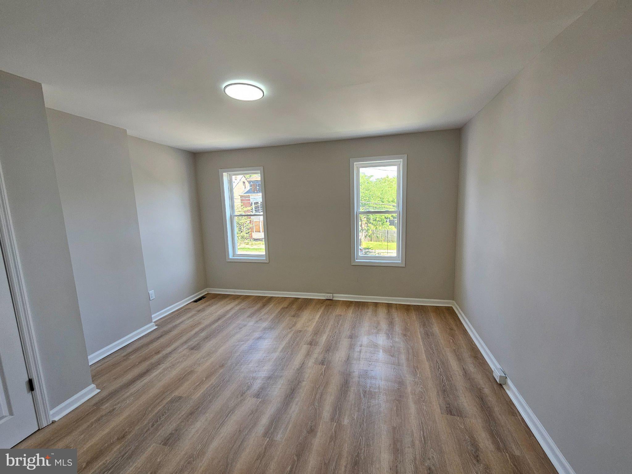 327 RUTHERFORD AVENUE