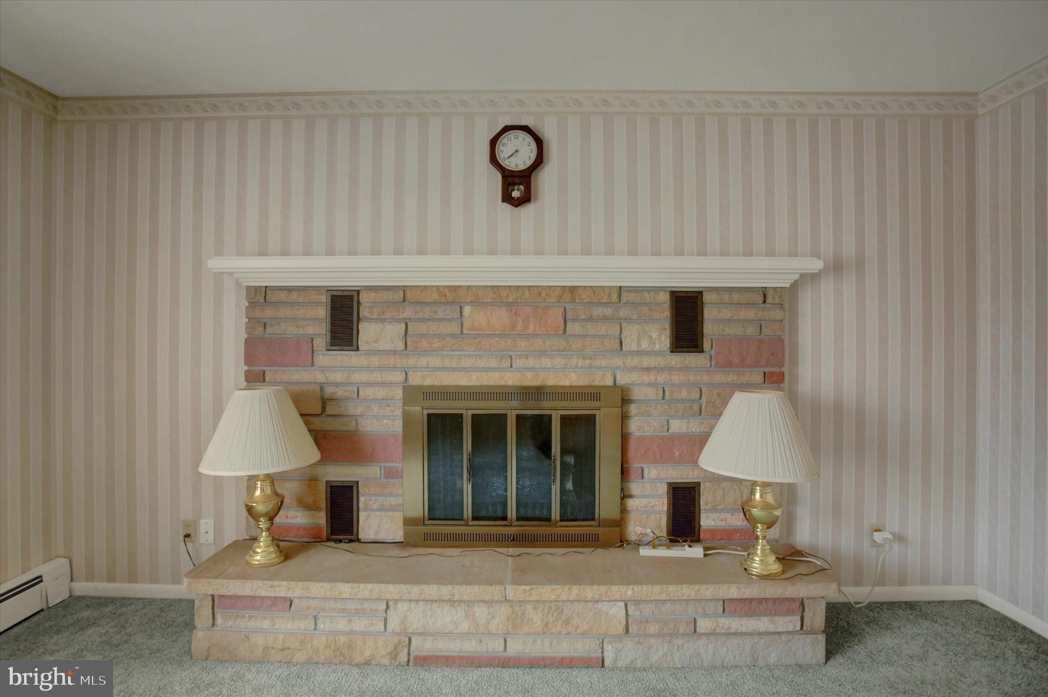 HAGERSTOWN - Residential