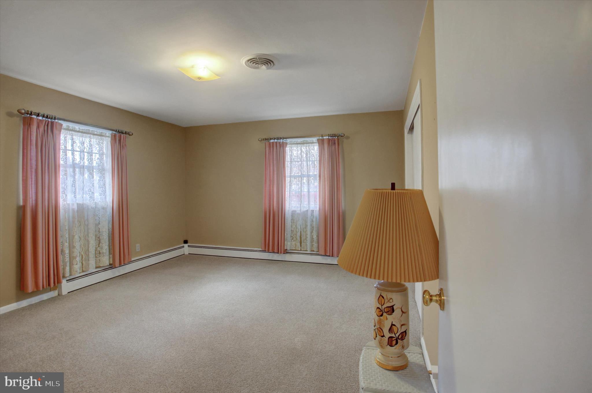 HAGERSTOWN - Residential