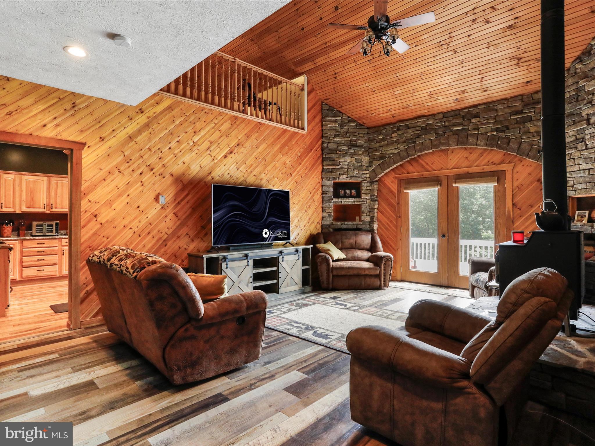 COMMUNITY KNOLLS - Residential