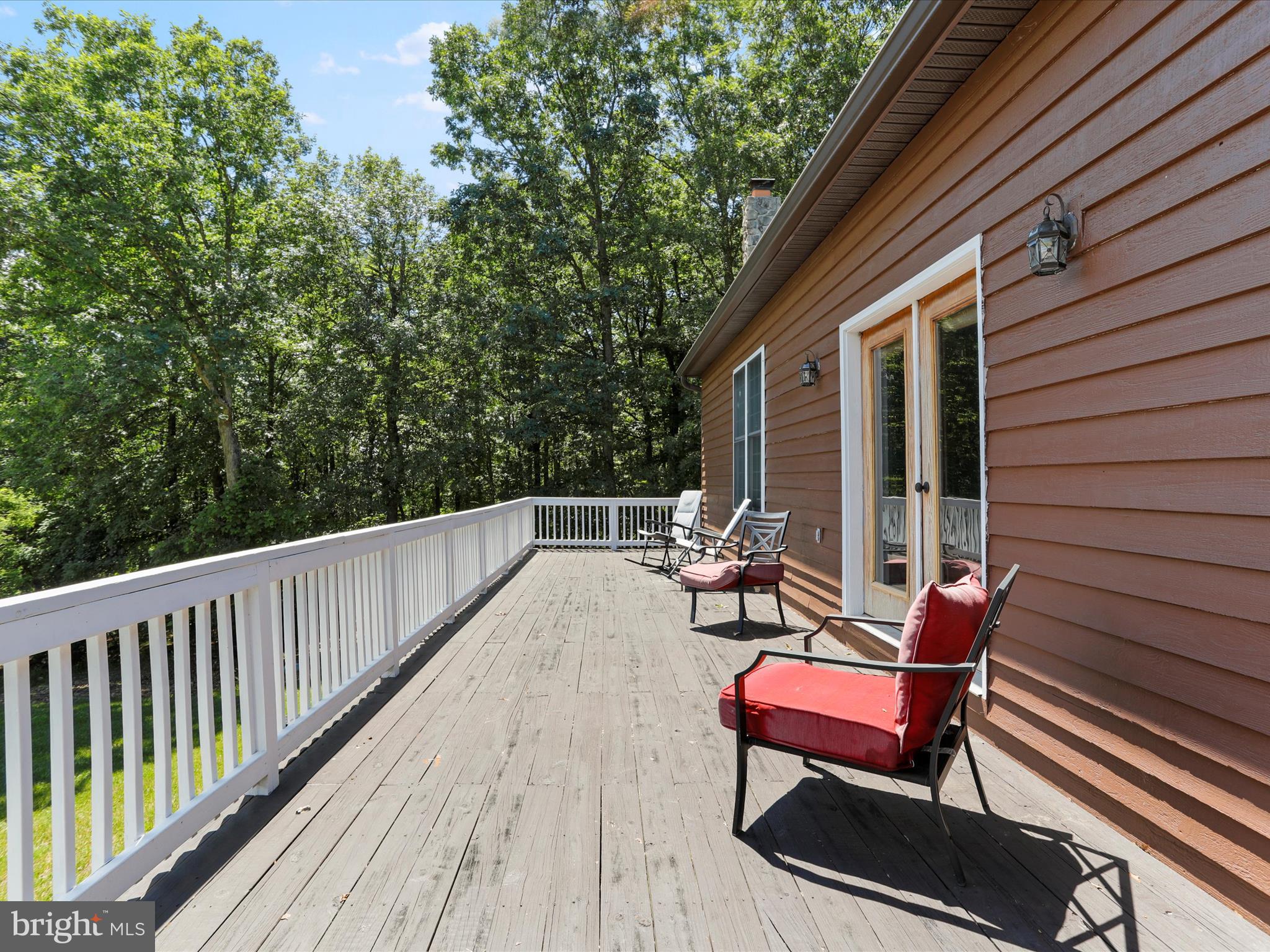 COMMUNITY KNOLLS - Residential