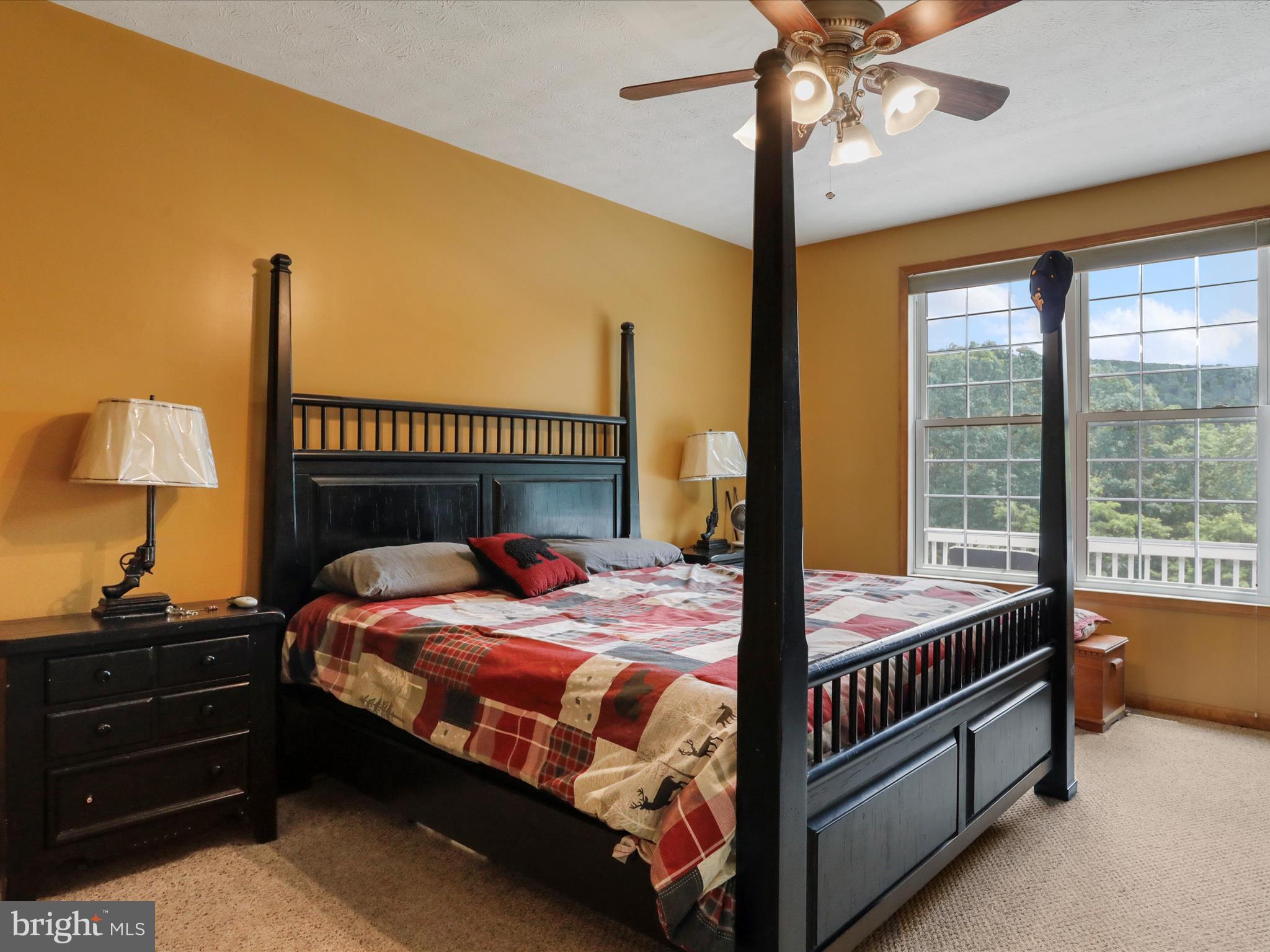 COMMUNITY KNOLLS - Residential