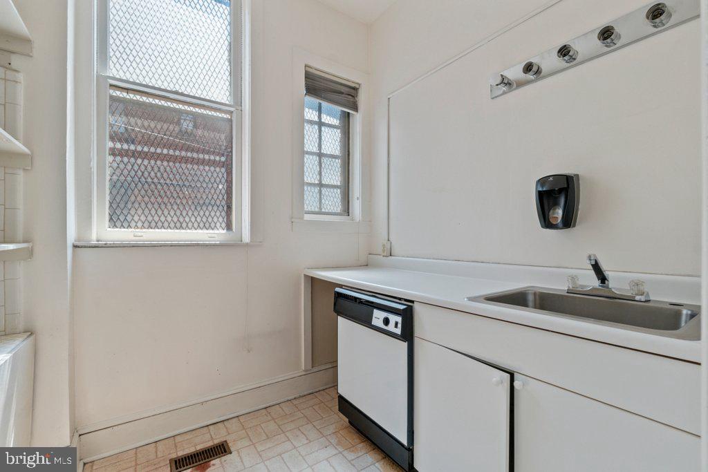 MOUNT VERNON - Commercial Sale