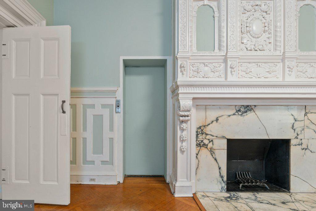 MOUNT VERNON - Commercial Sale