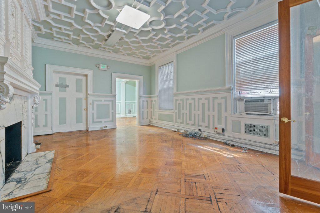 MOUNT VERNON - Commercial Sale