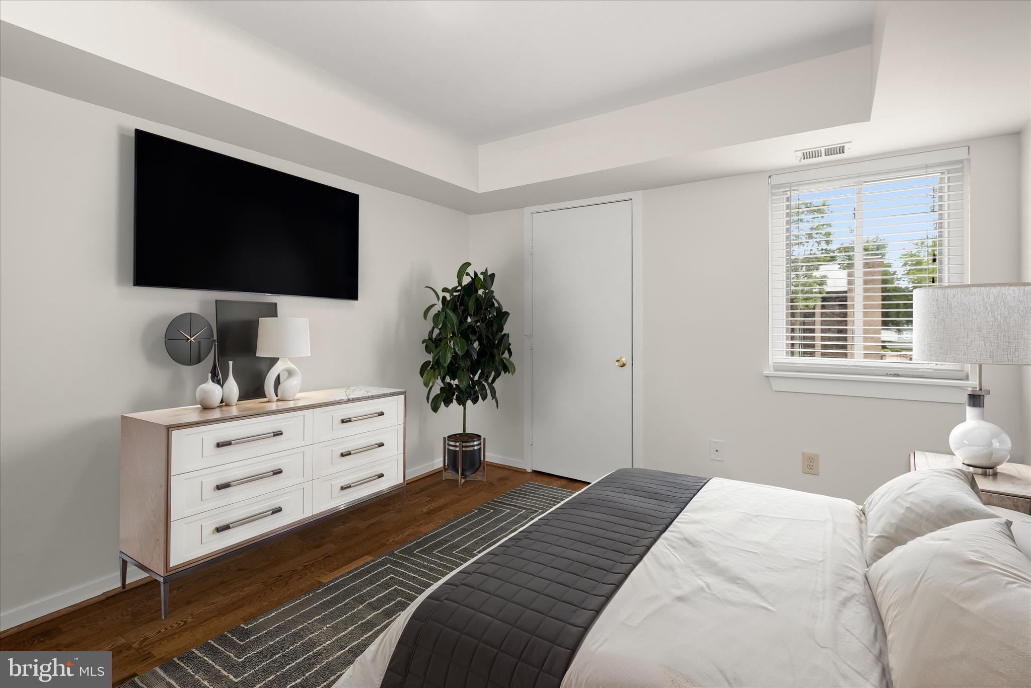 8908 BATTERY PLACE 5