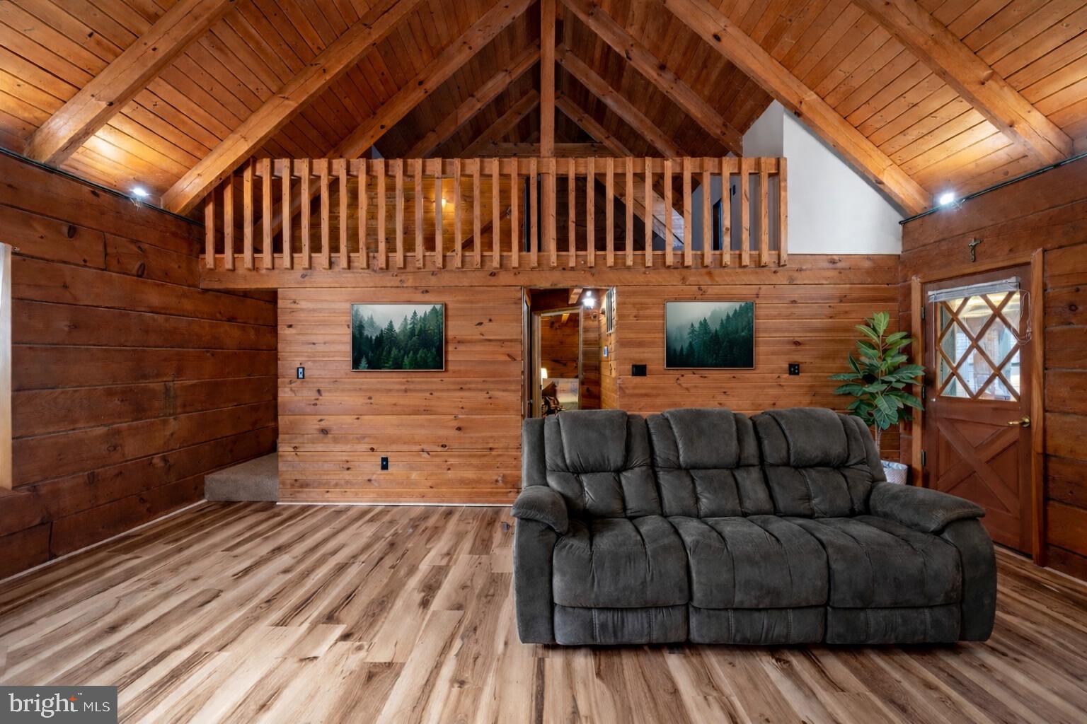 TIMBER RIDGE FARMS - Residential