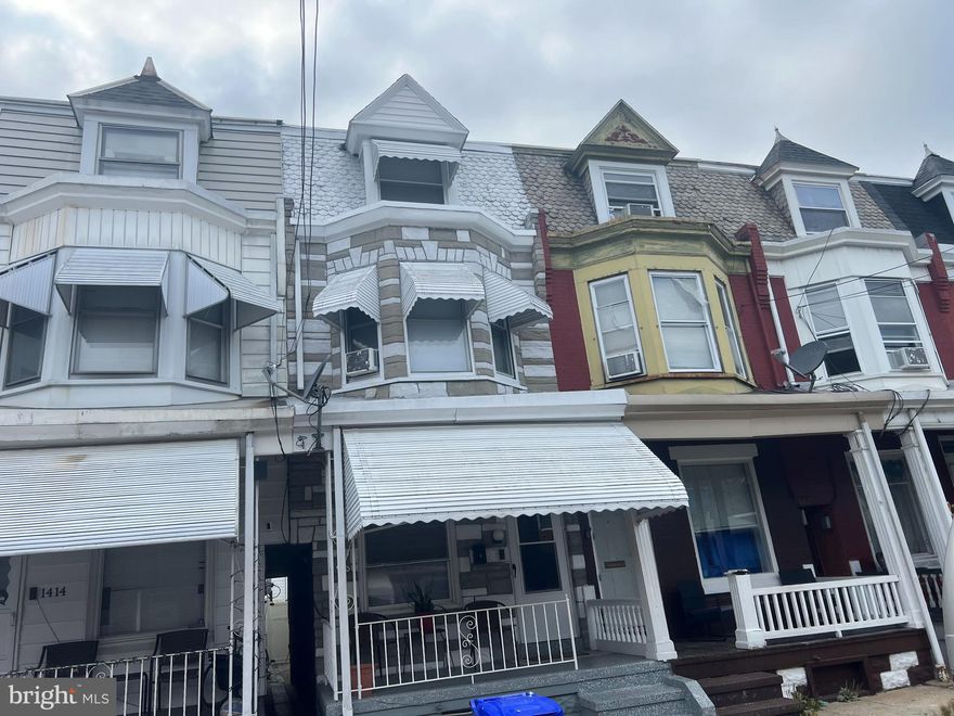 Very well maintained 5 bedroom 2 full baths town home. This welcoming  home features a modern kitchen with granites counter tops, modern bathrooms,  modern windows,  freshly painted, gas, hot water, and gas  heat. Enjoy your relaxing time in the fenced in back yard with access to a extra large car garage, also very low taxes, ideal for a first time home buyer family. This property is conveniently located .