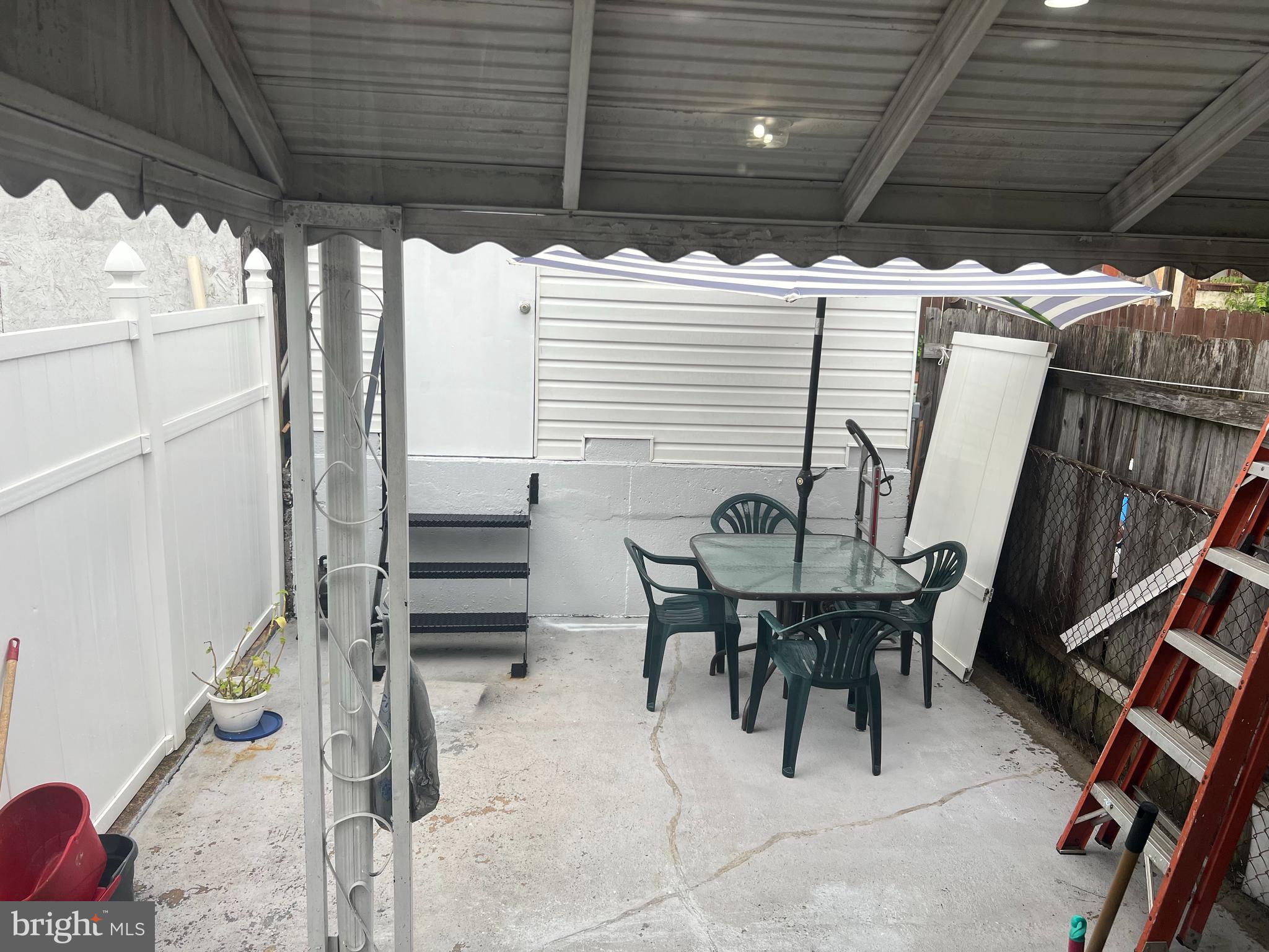 NORTHEAST READING - Residential