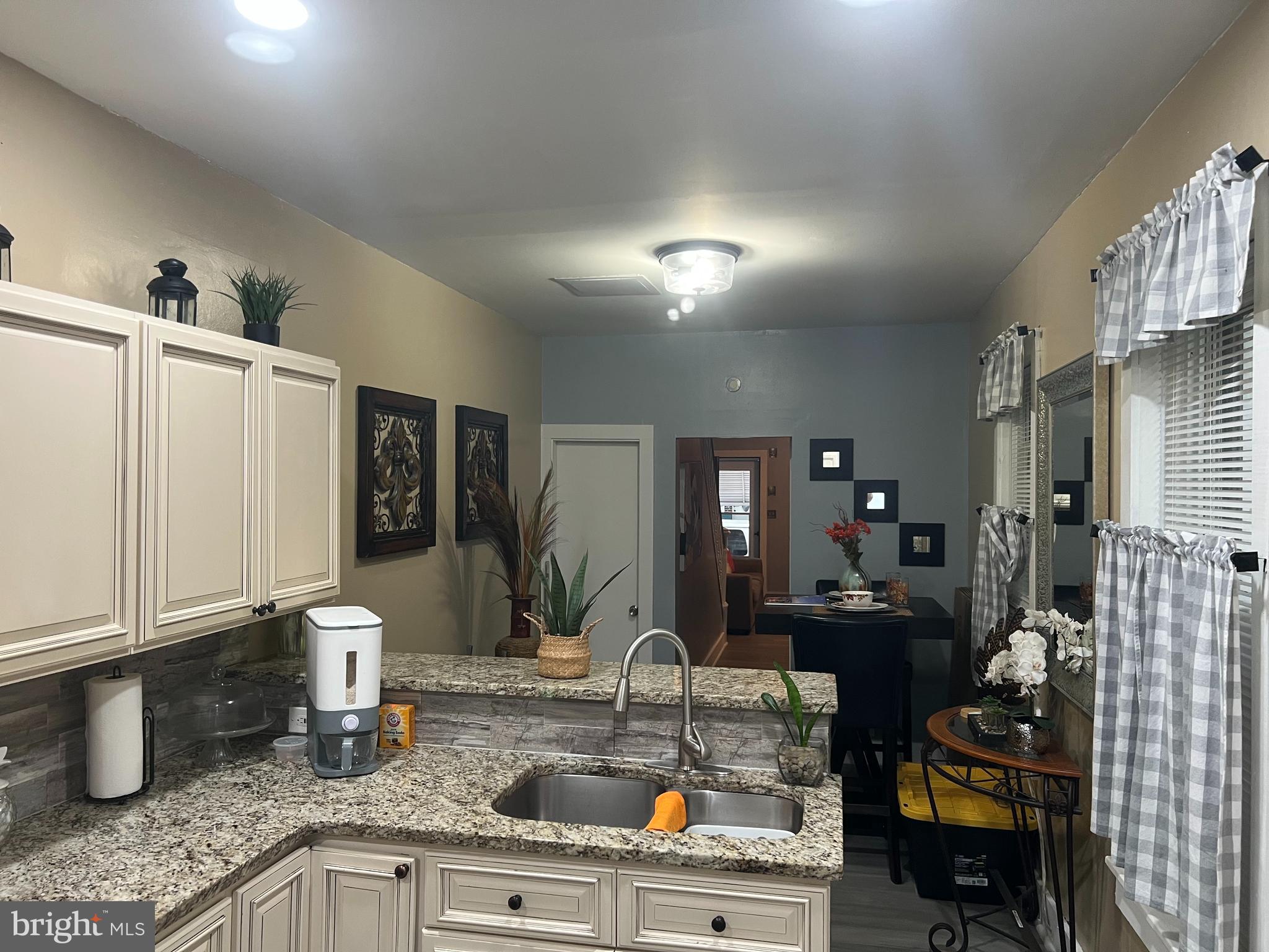 NORTHEAST READING - Residential