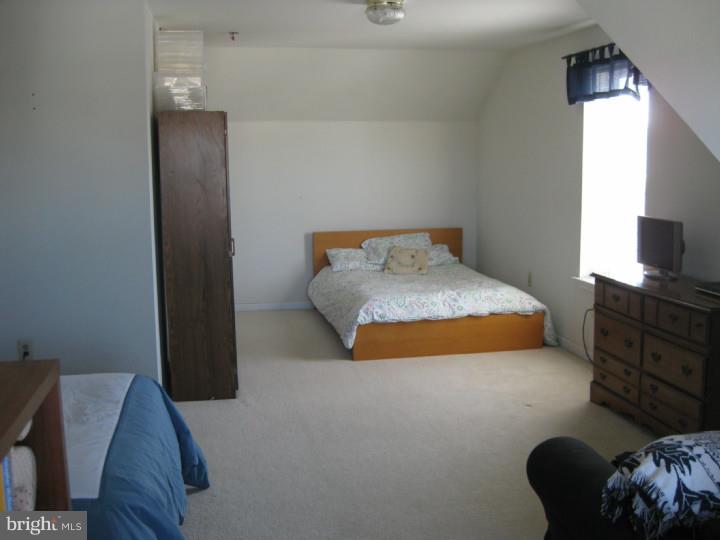 PLEASANT VALLEY HO - Residential