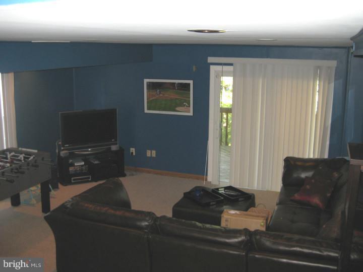 PLEASANT VALLEY HO - Residential