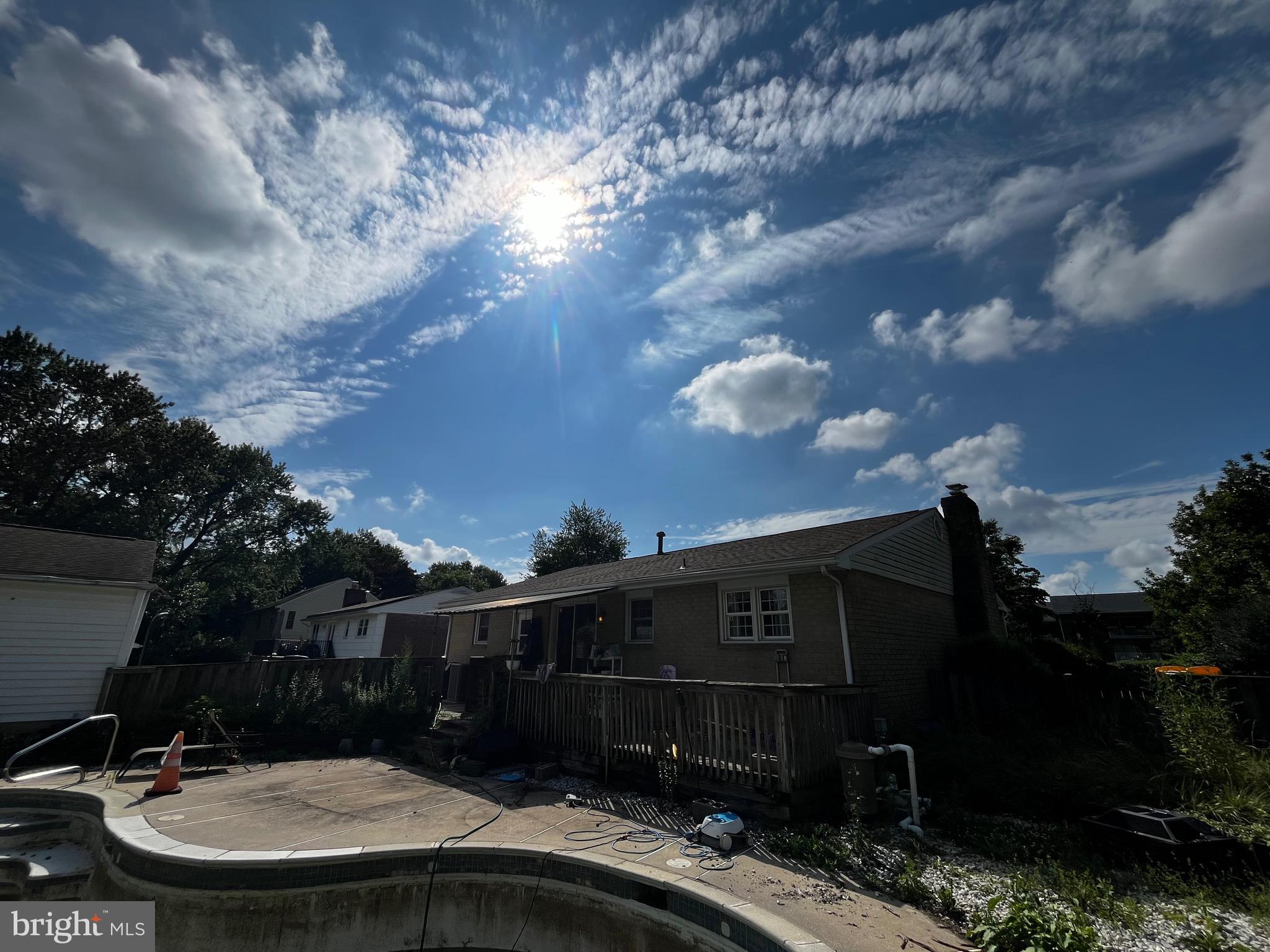 2421 CHETWOOD CIRCLE