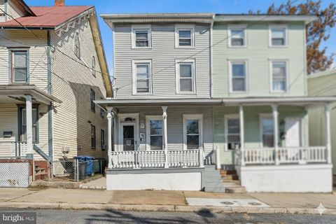 33 BUTTONWOOD STREET MOUNT HOLLY NJ 08060