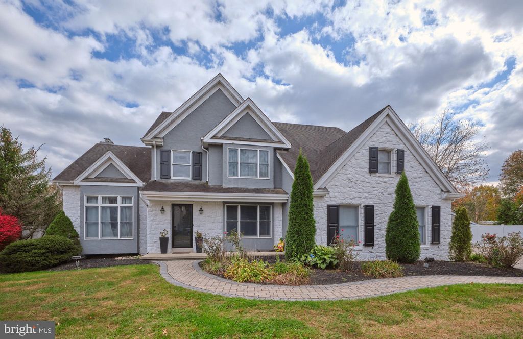 Photo of 5281 Harrington Court, DOYLESTOWN, PA 18902 (MLS # PABU2108254)