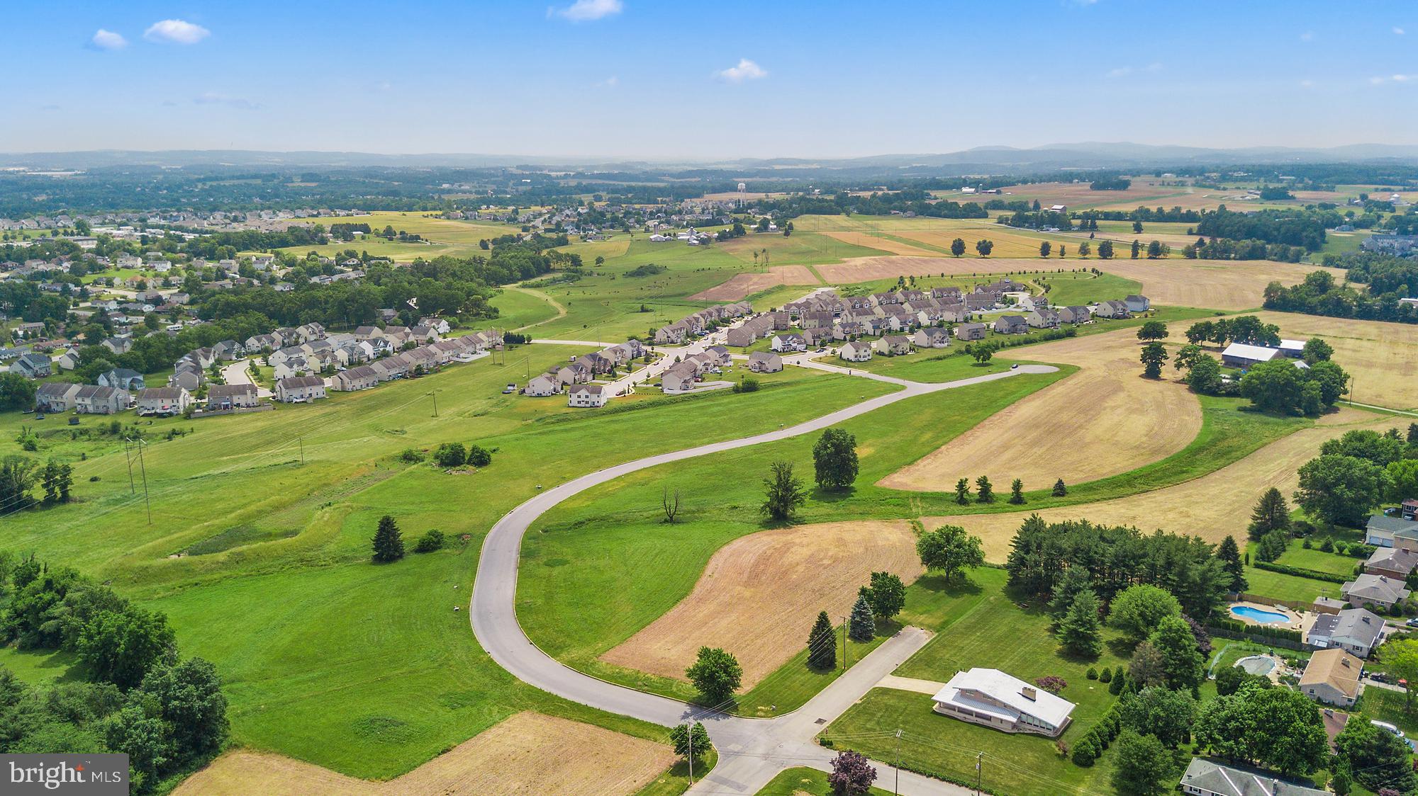 COUNTRY'S EDGE AT DONWOOD - Land