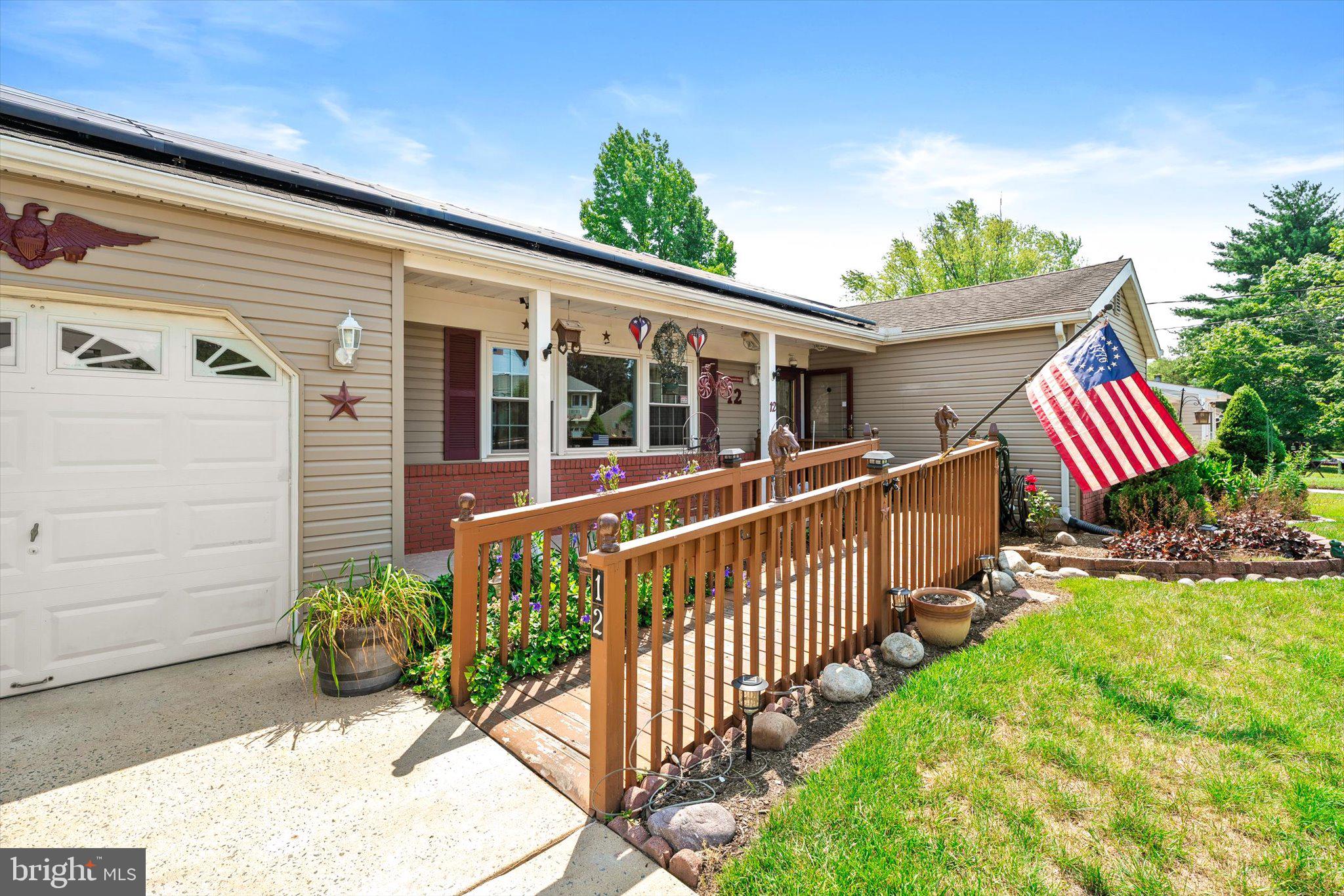 12 SEDGWICK ROAD