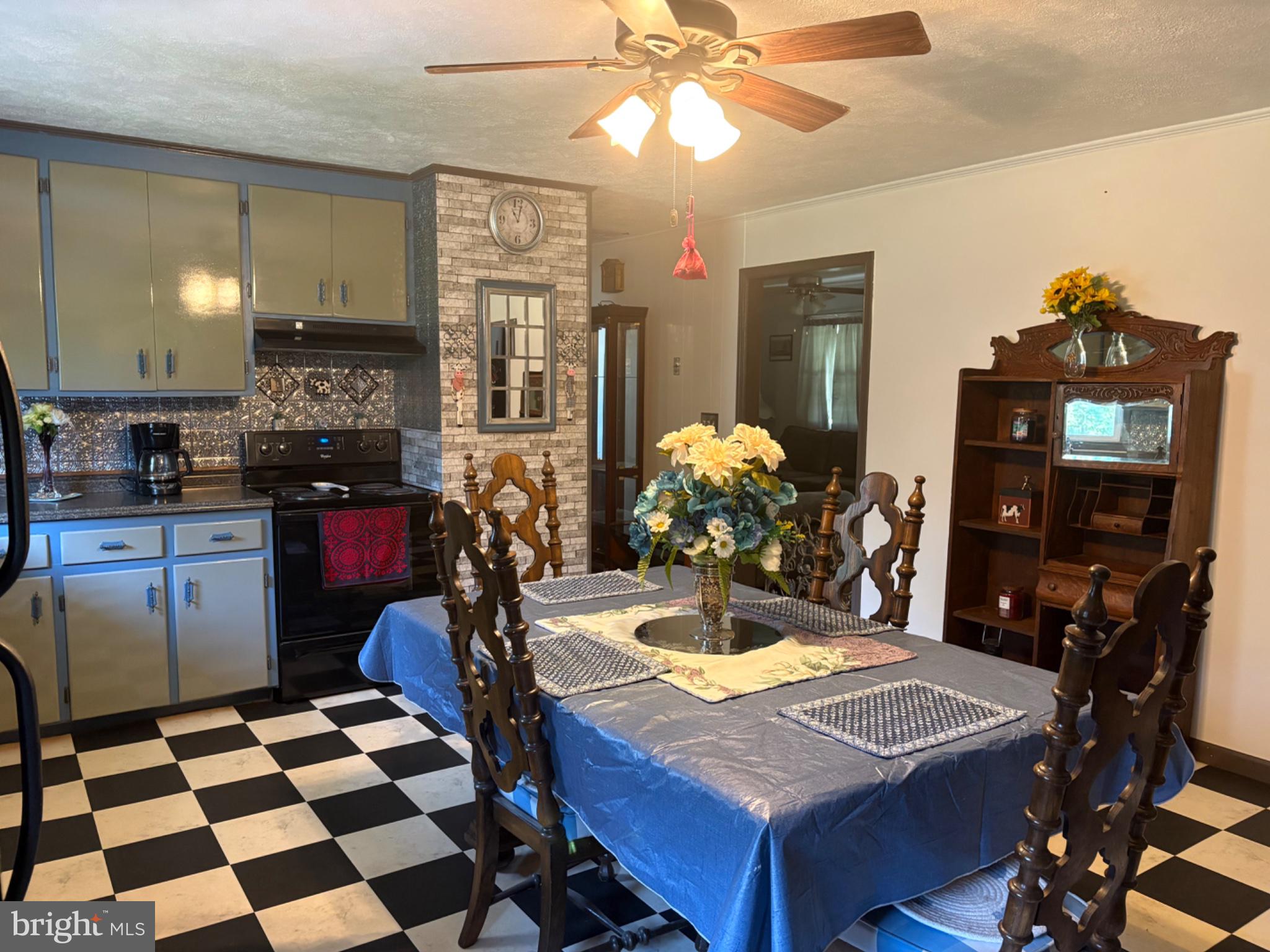 2242 SHELBY ROAD
