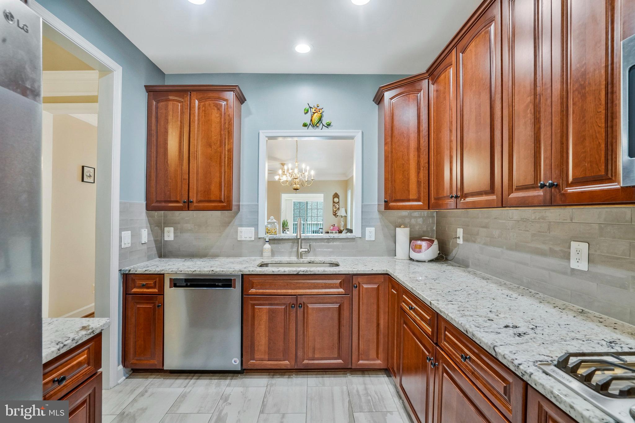 SPRING HILL - Residential