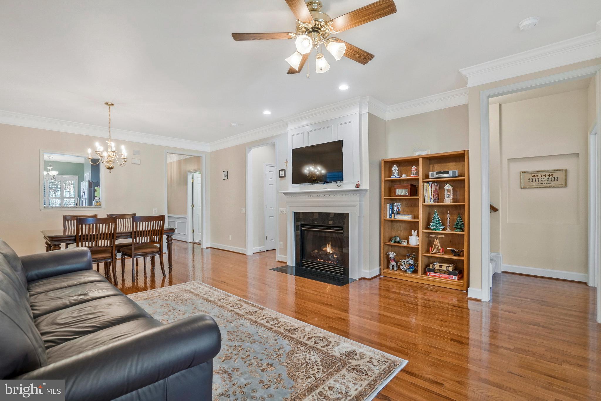 SPRING HILL - Residential