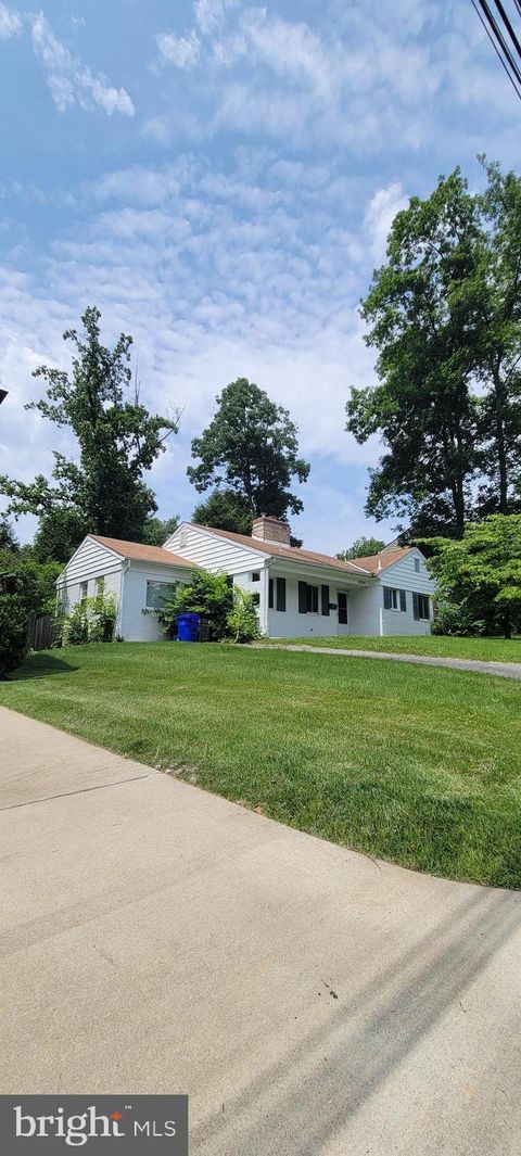 8204 HAMPDEN LANE BETHESDA MD 20817