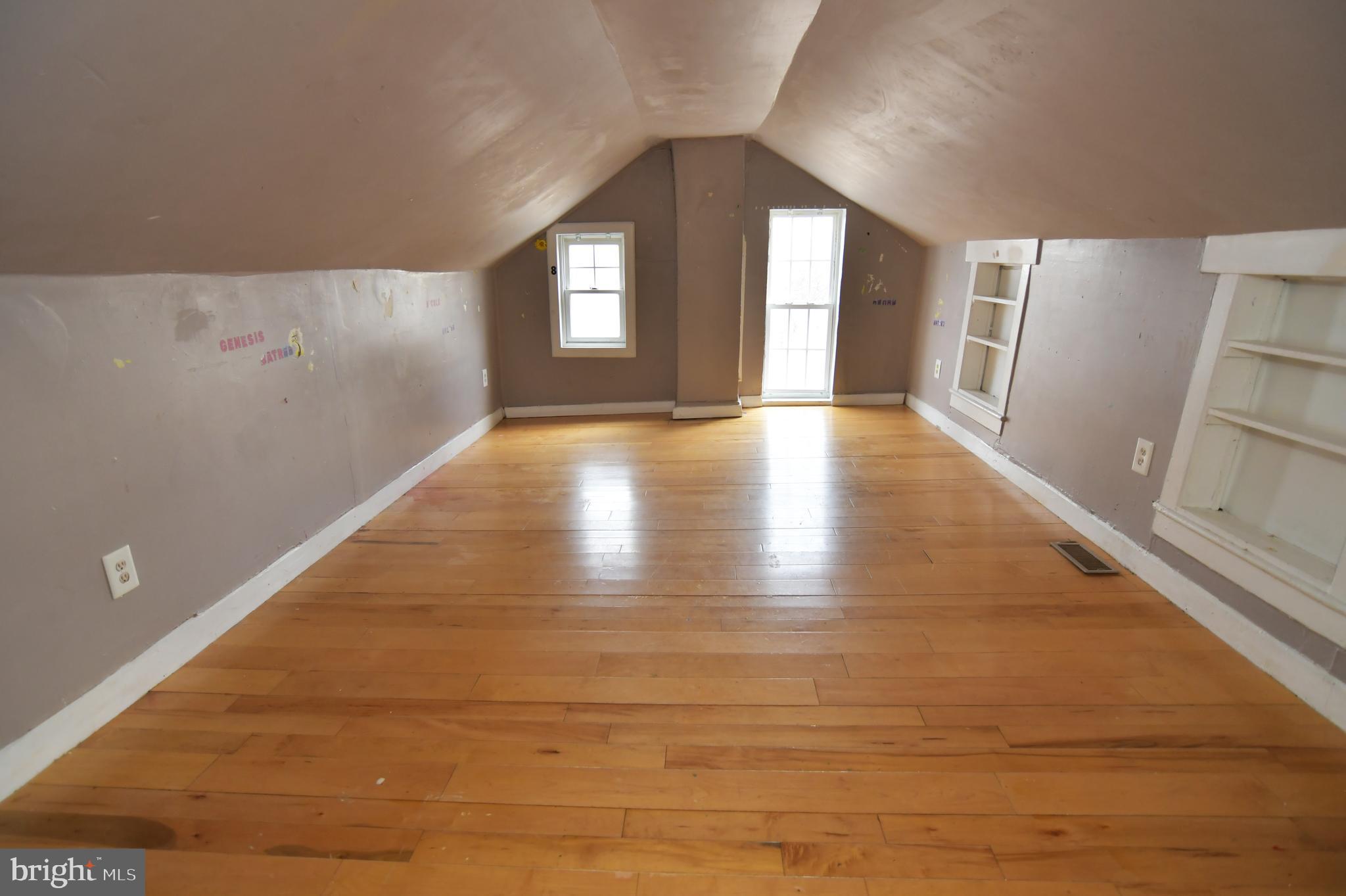 MARTINSBURG CITY - Residential