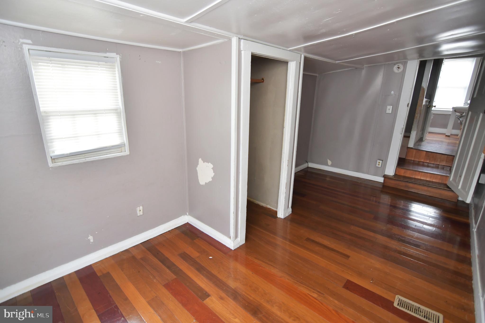 MARTINSBURG CITY - Residential