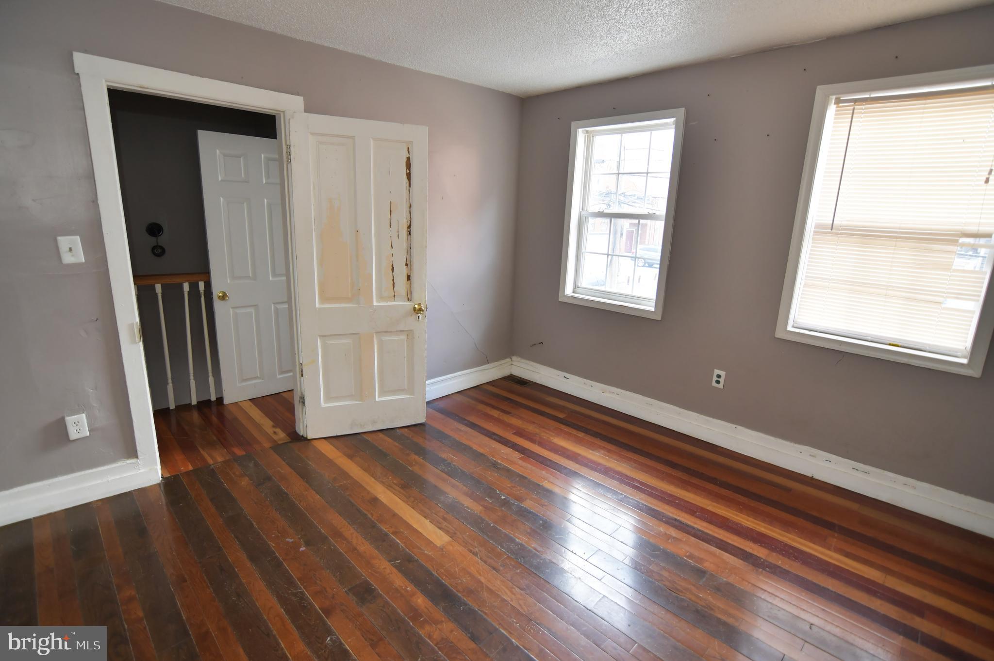 MARTINSBURG CITY - Residential