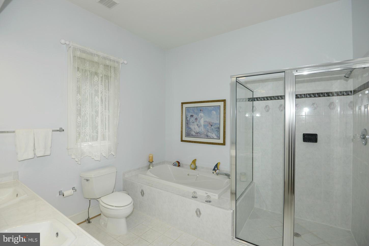 GLEN MILL KNOLLS - Residential