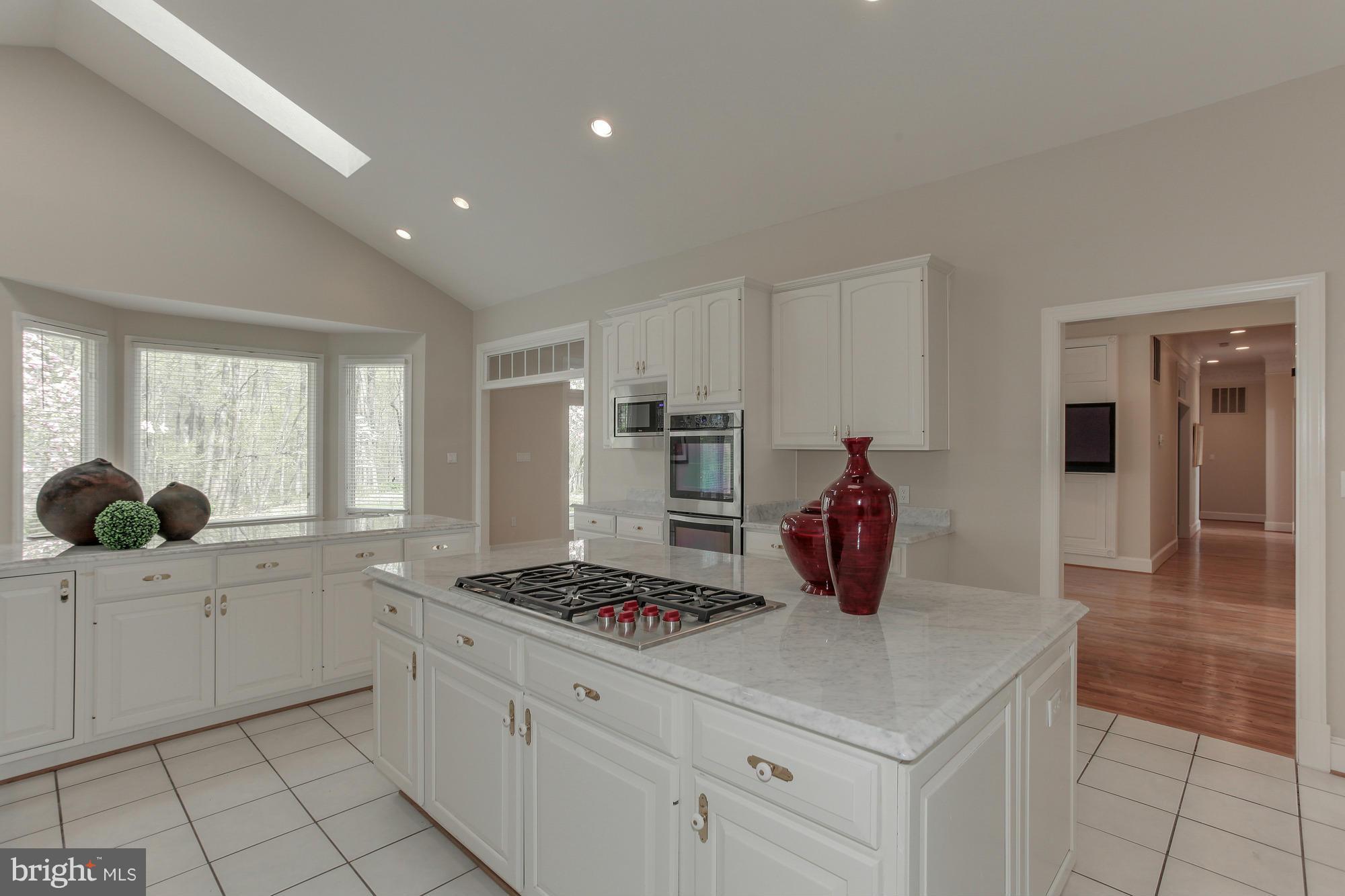 GLEN MILL KNOLLS - Residential