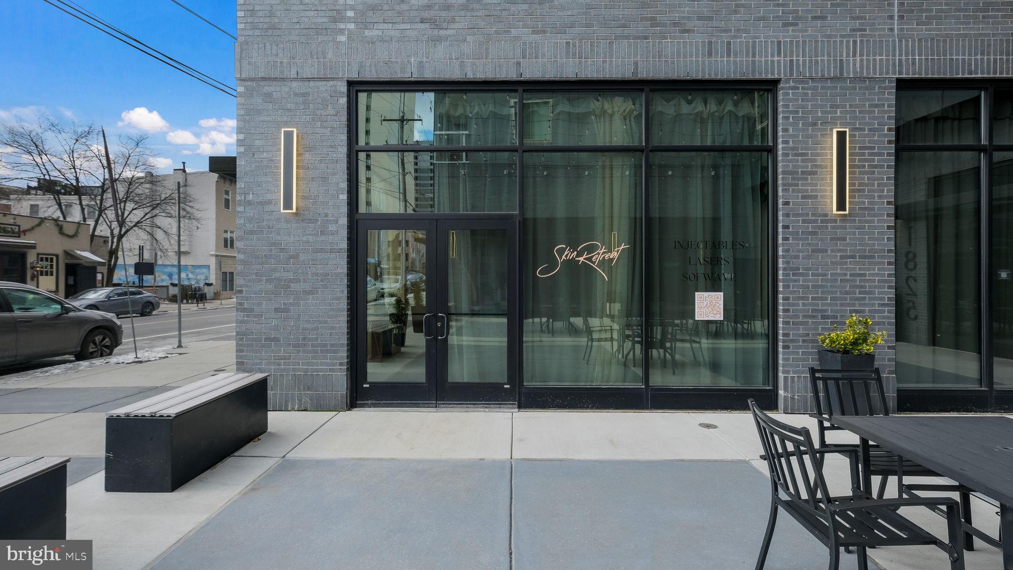 LOGAN SQUARE - Residential Lease