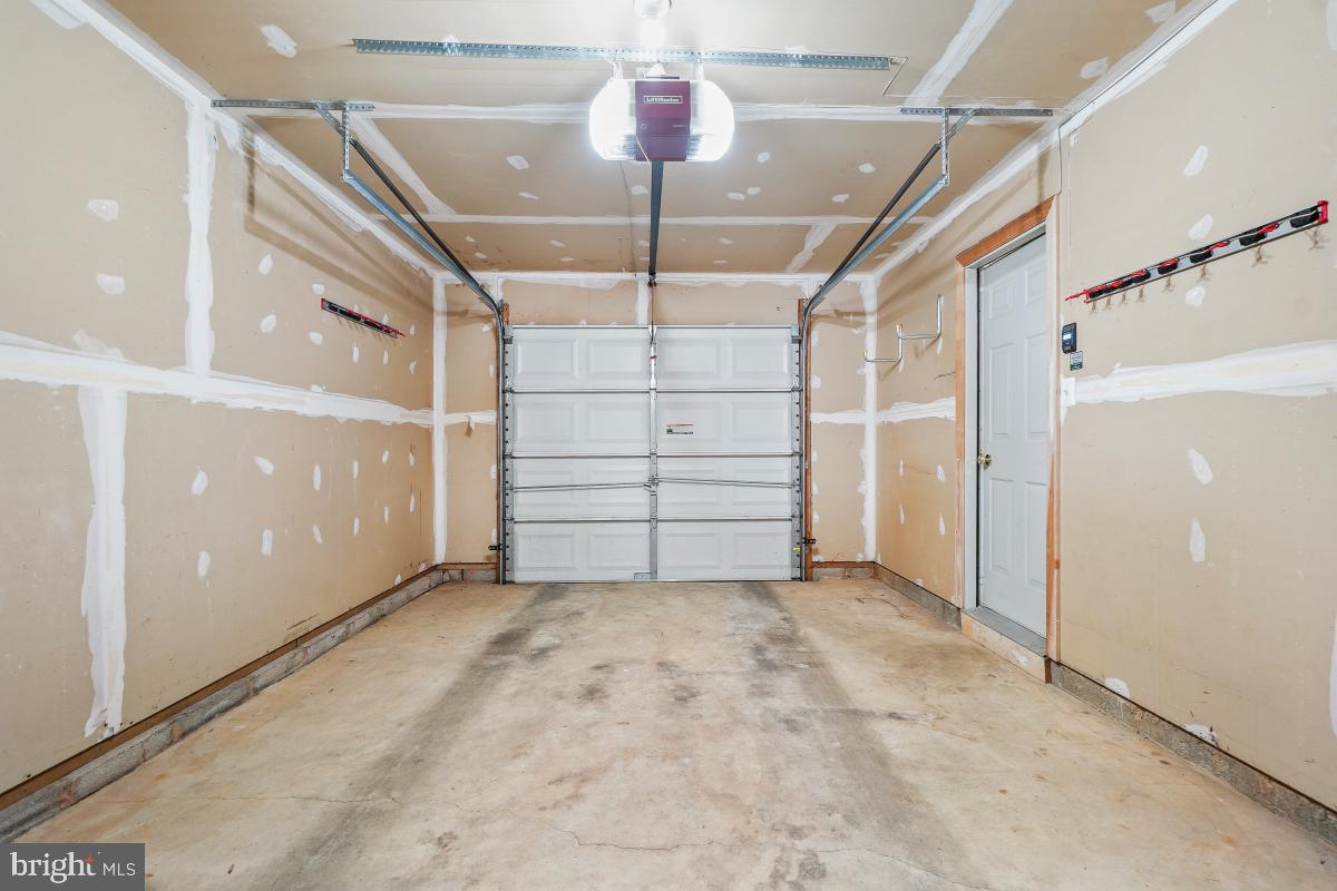 CLOPPER HILLS - Residential