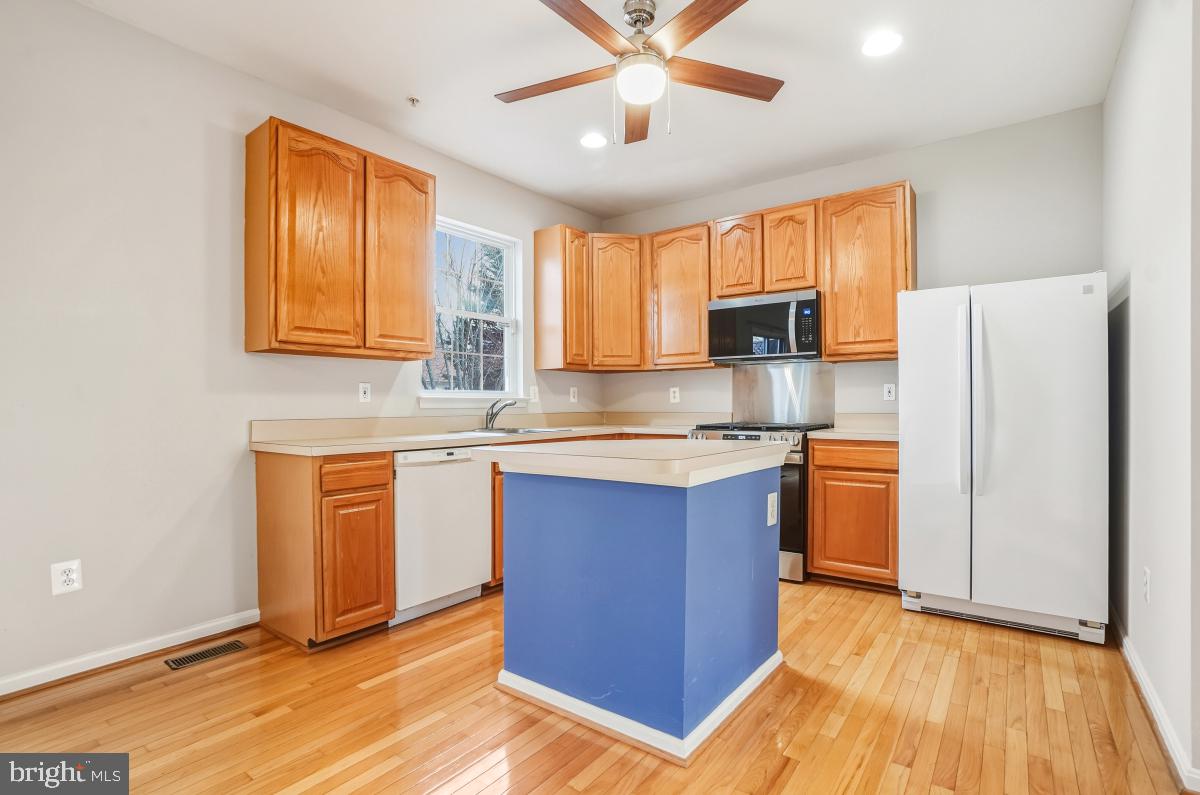 CLOPPER HILLS - Residential