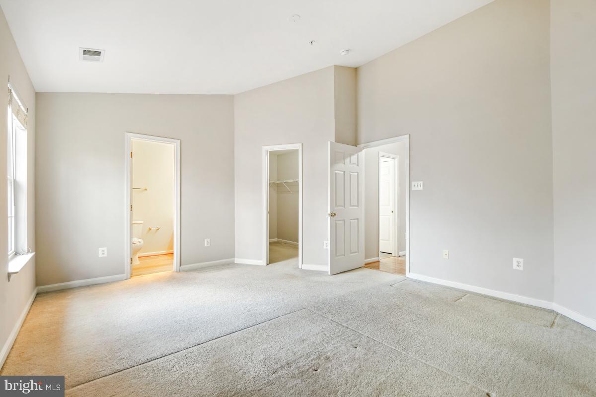 CLOPPER HILLS - Residential