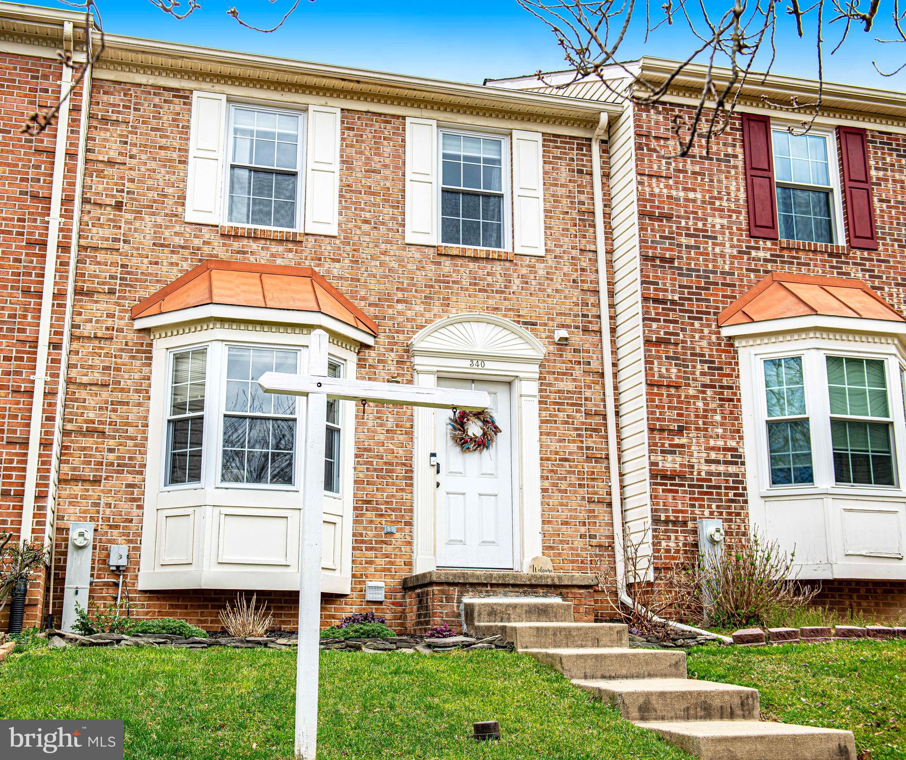 CONSTANT FRIENDSHIP - Residential