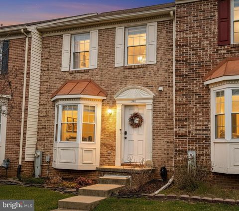 Townhouse For Sale - 340 Sunray Court<br/> ABINGDON, MD 21009