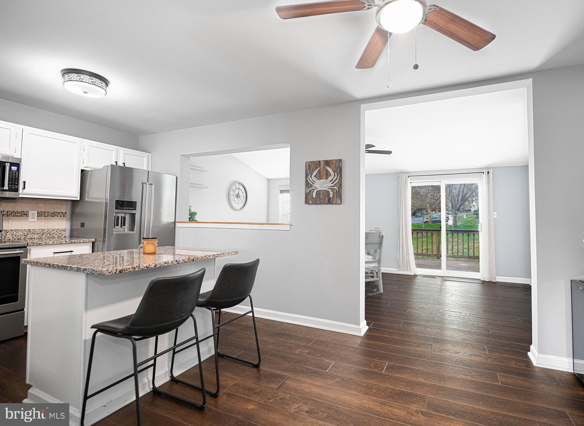 CONSTANT FRIENDSHIP - Residential