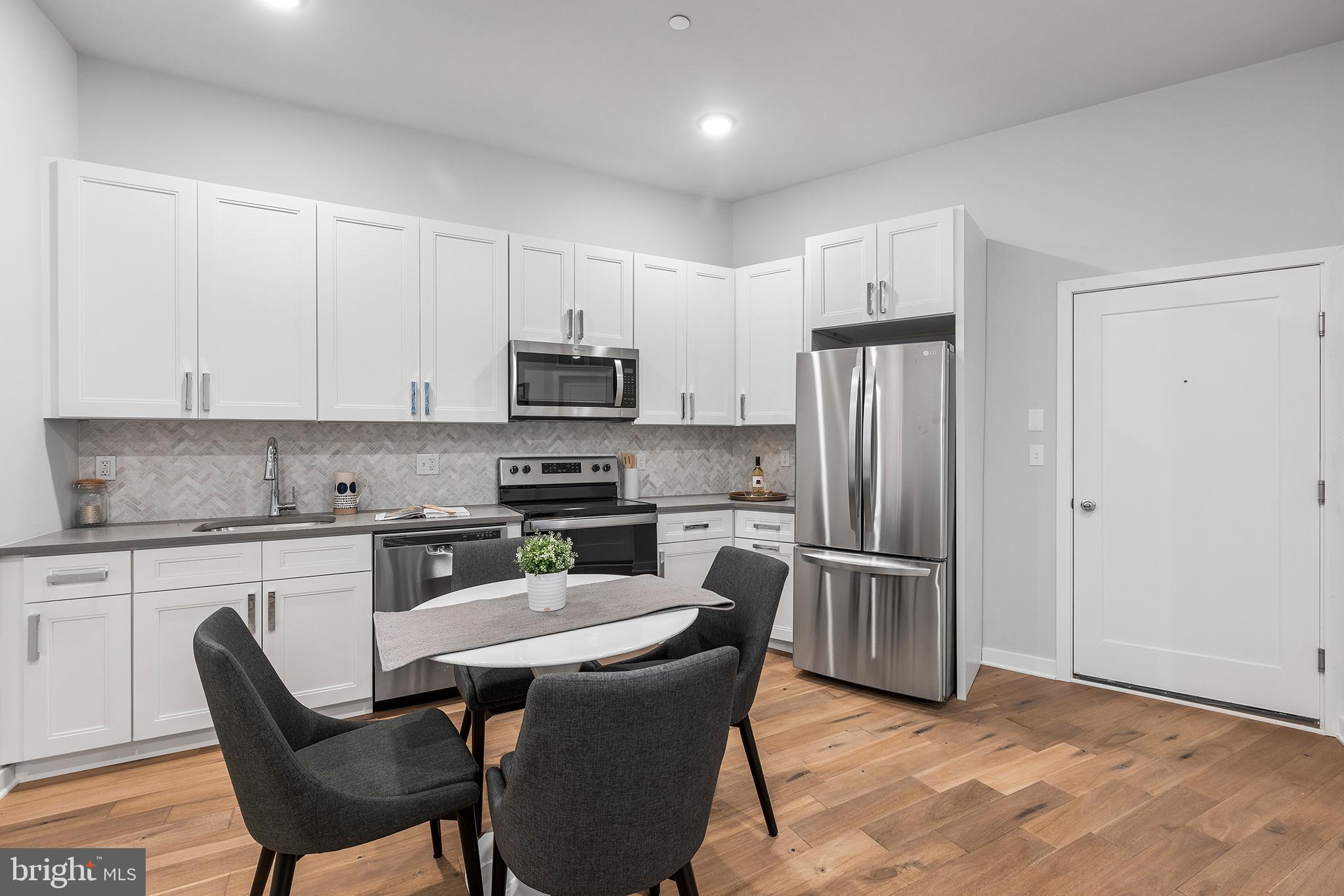 MANAYUNK - Residential Lease