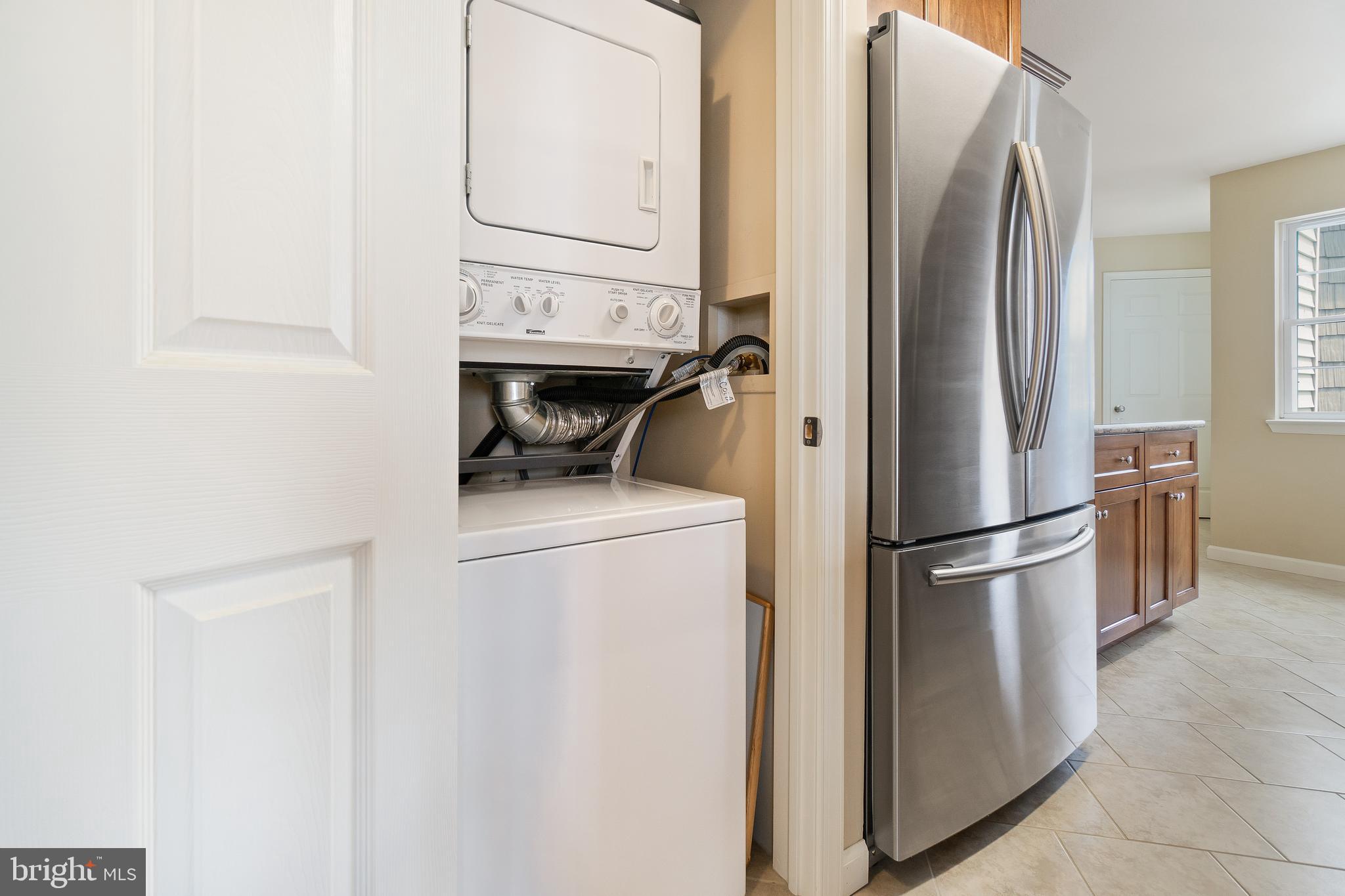 TOMES LANDING - Residential