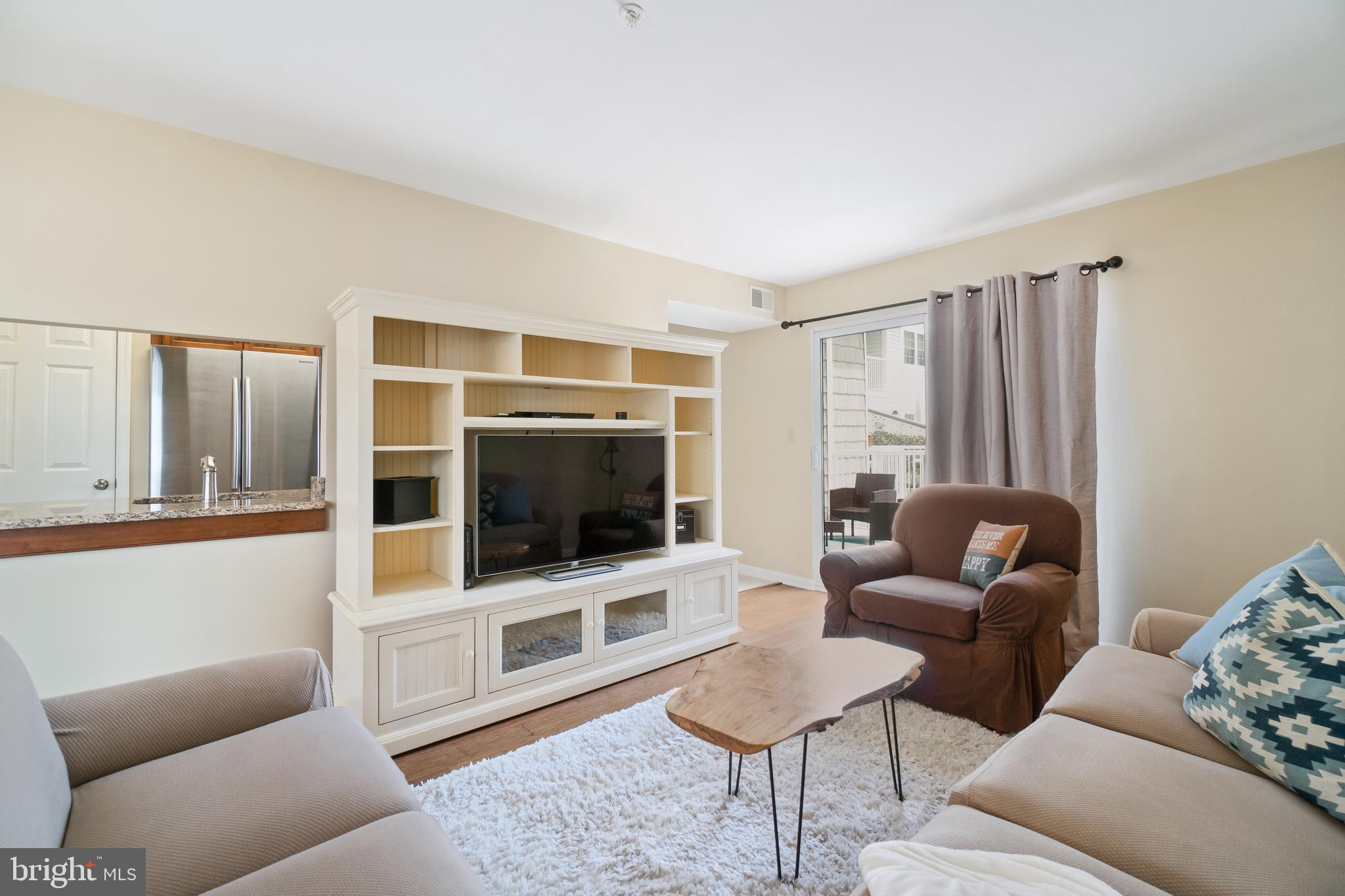 TOMES LANDING - Residential