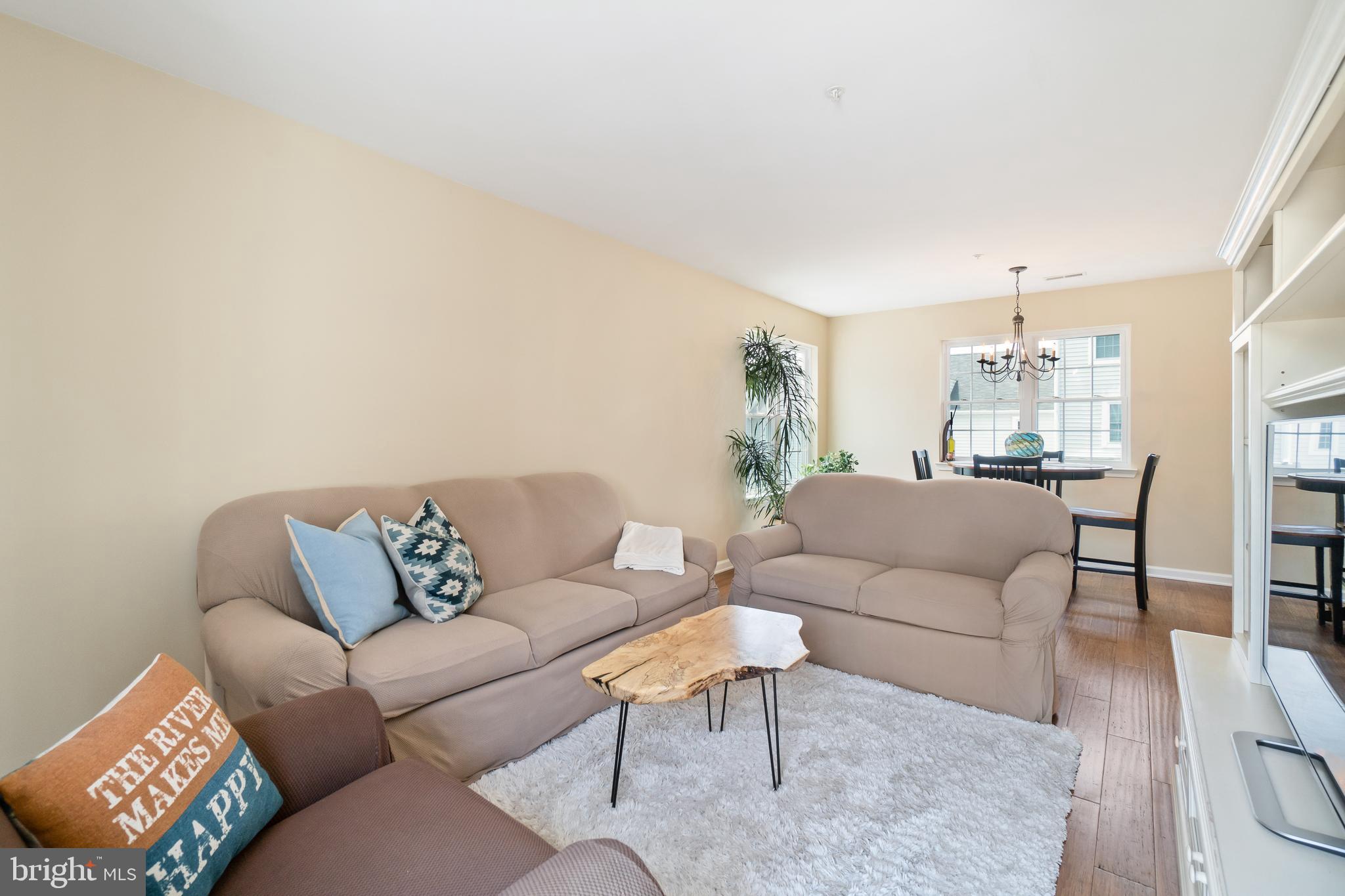 TOMES LANDING - Residential