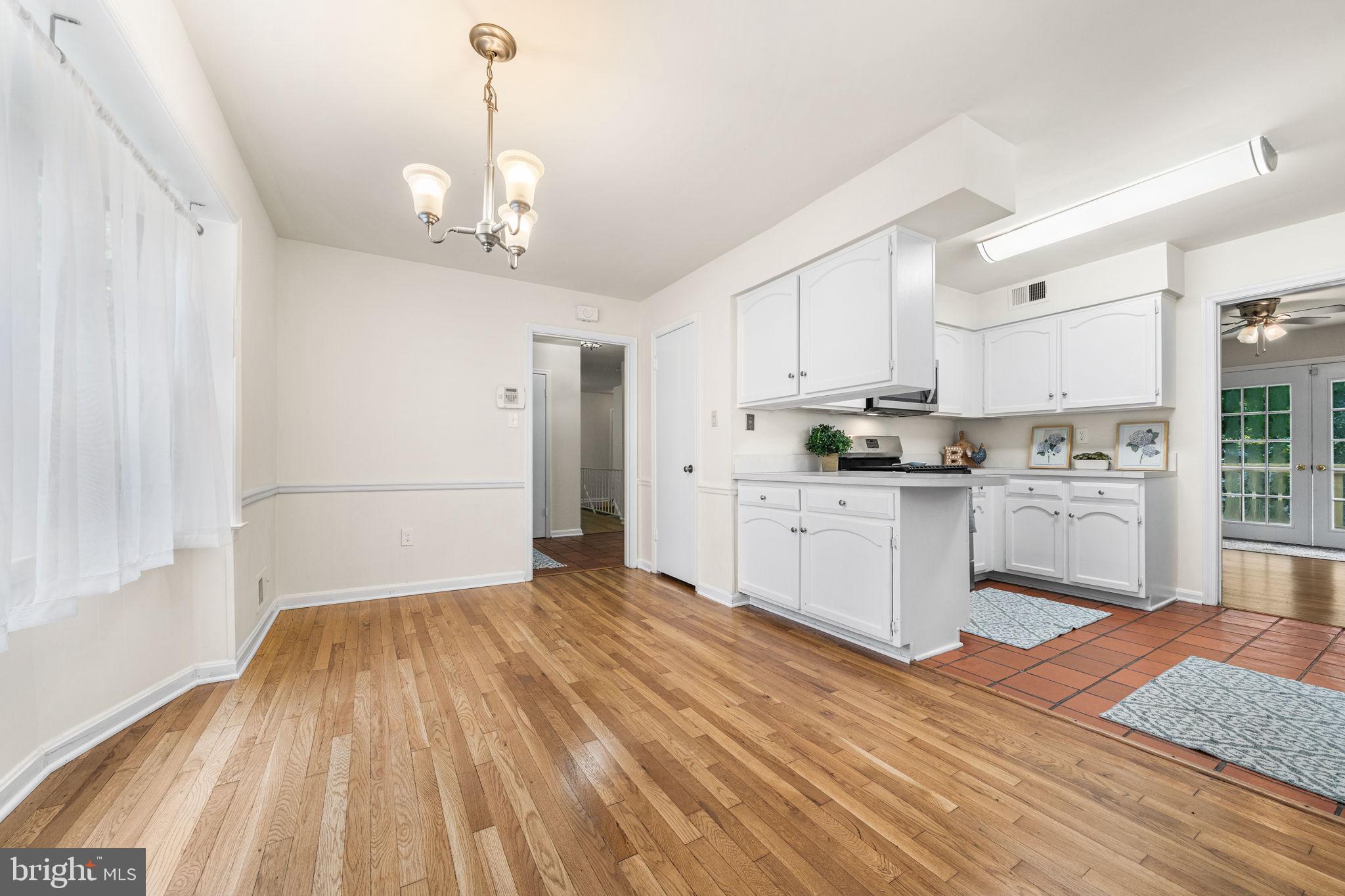8324 EPINARD COURT