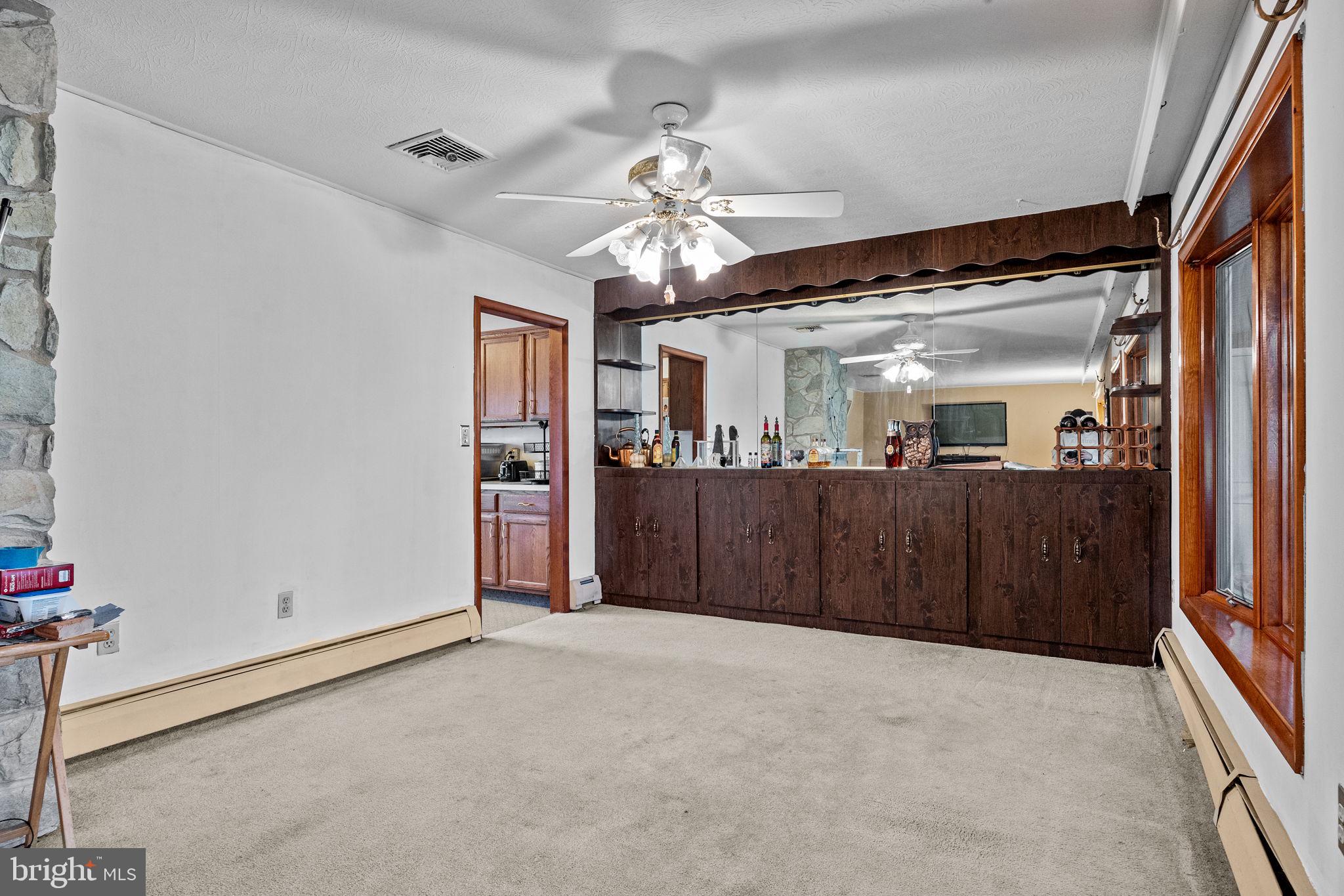 SNOWBALL GATE - Residential