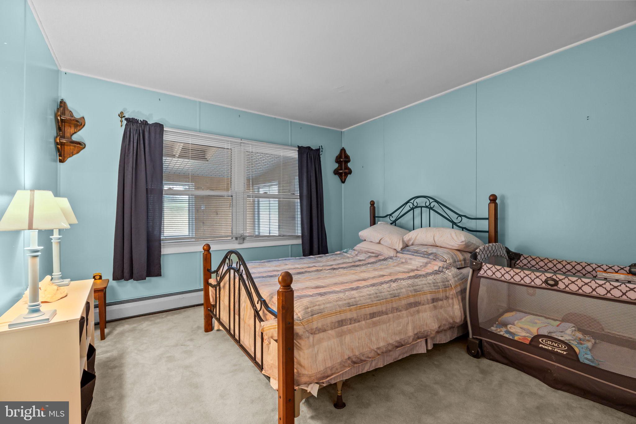 SNOWBALL GATE - Residential