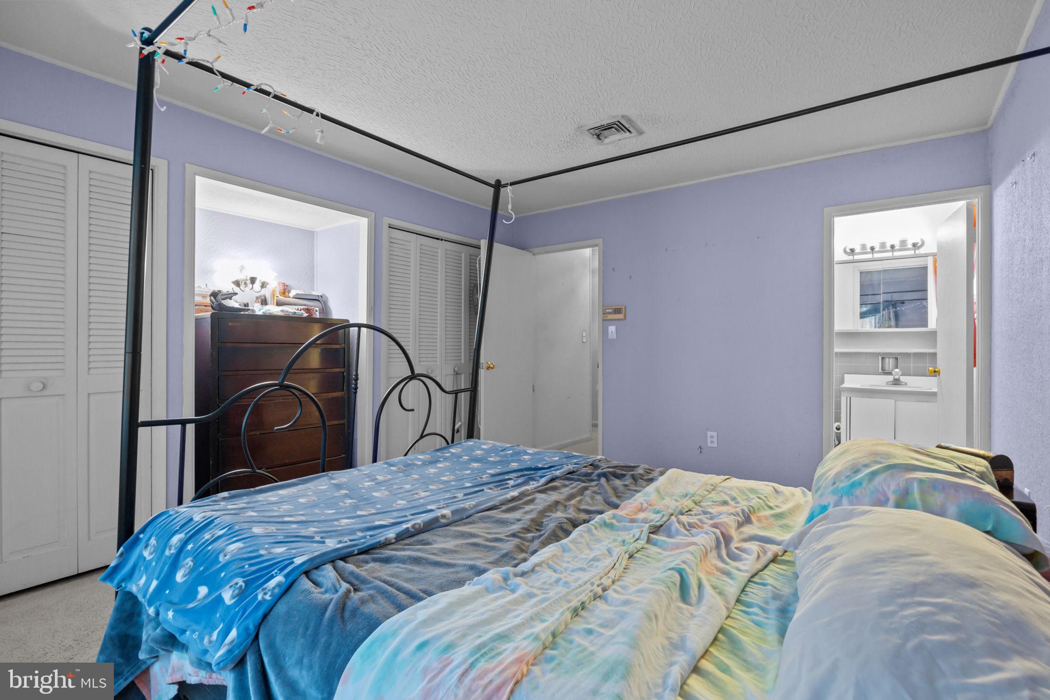 SNOWBALL GATE - Residential