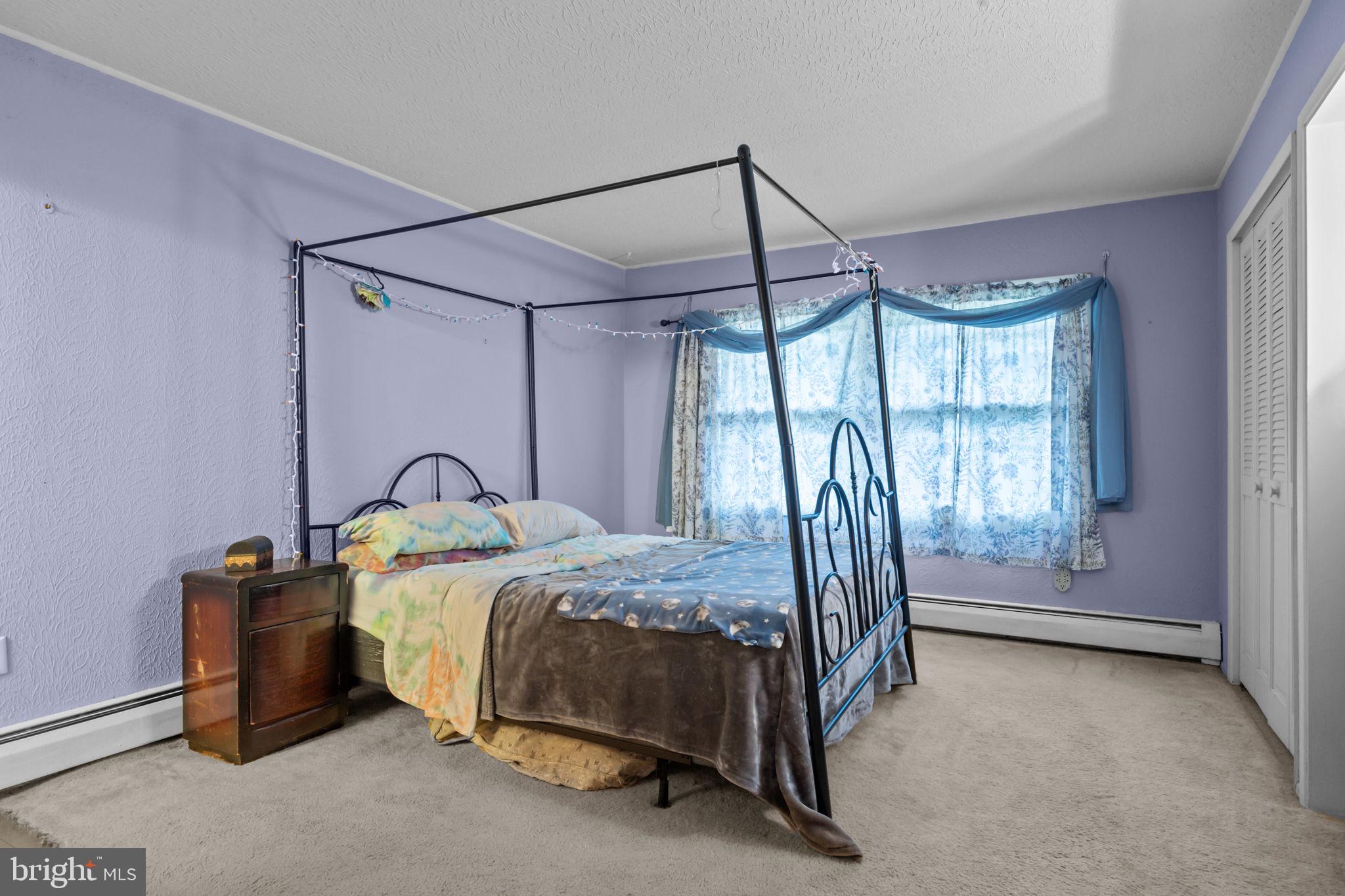 SNOWBALL GATE - Residential