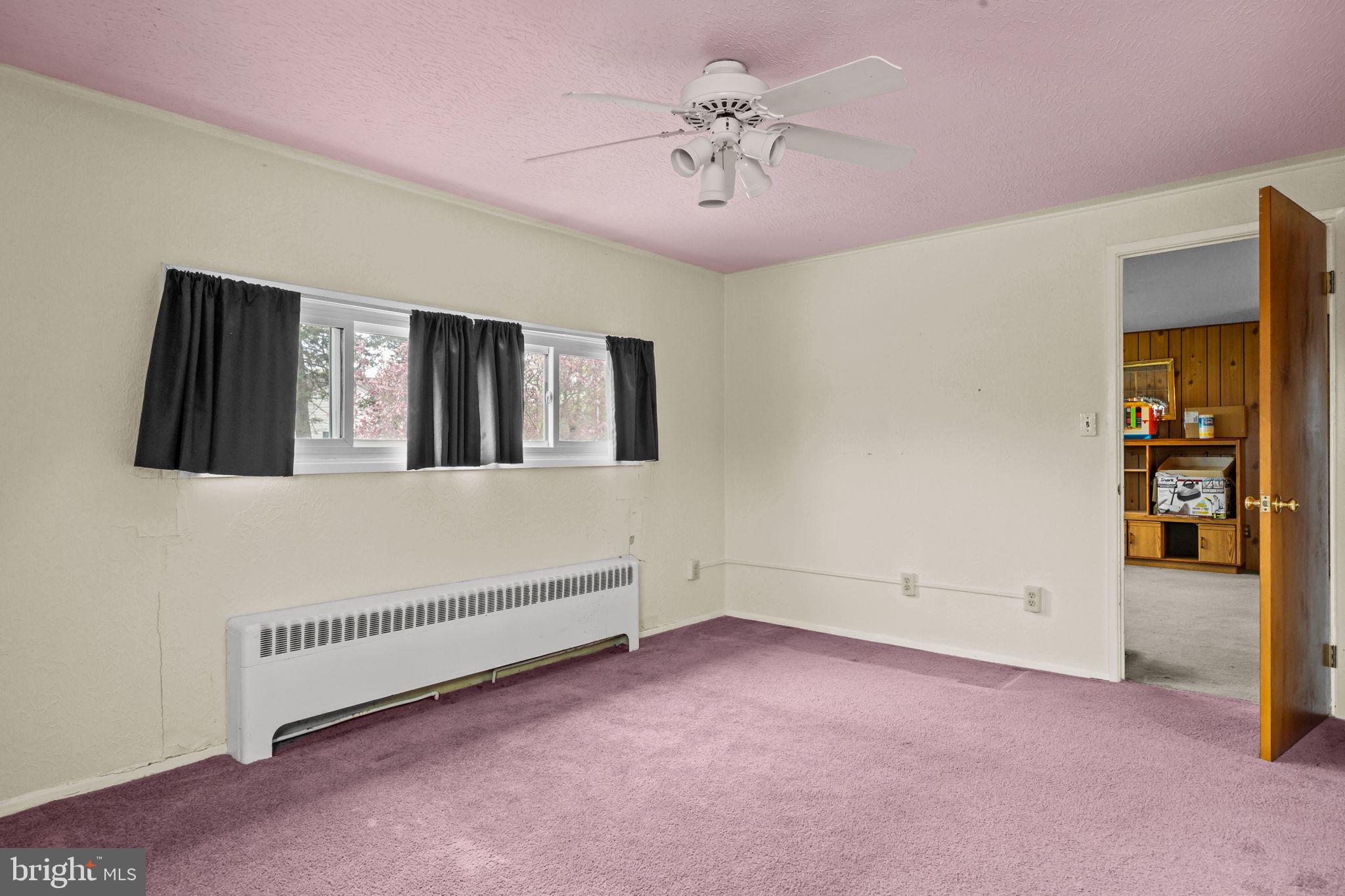 SNOWBALL GATE - Residential